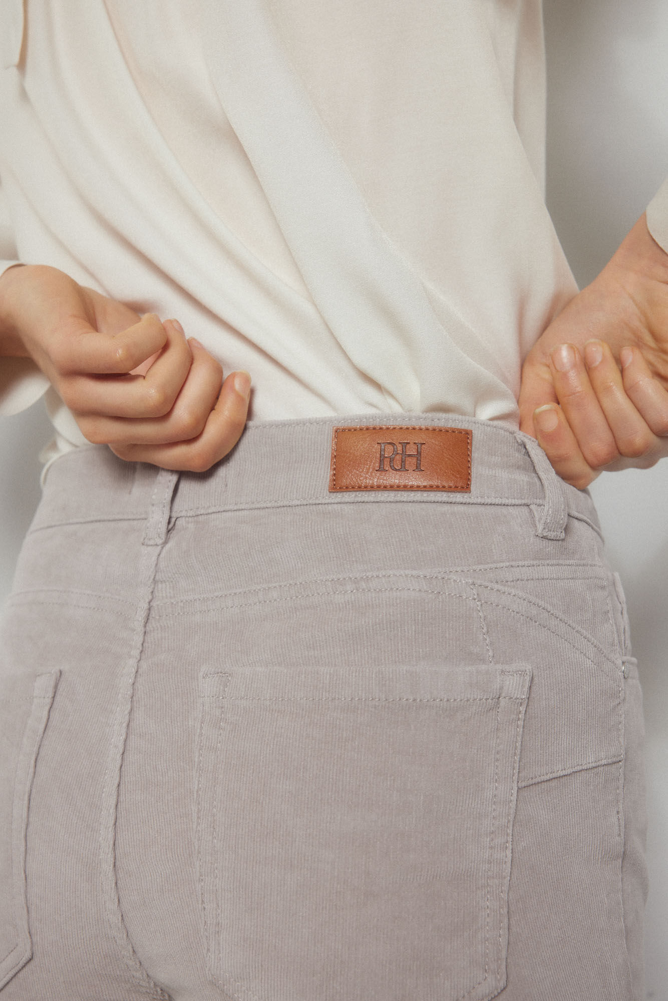 Pedro del Hierro Corduroy push-up trousers Grey