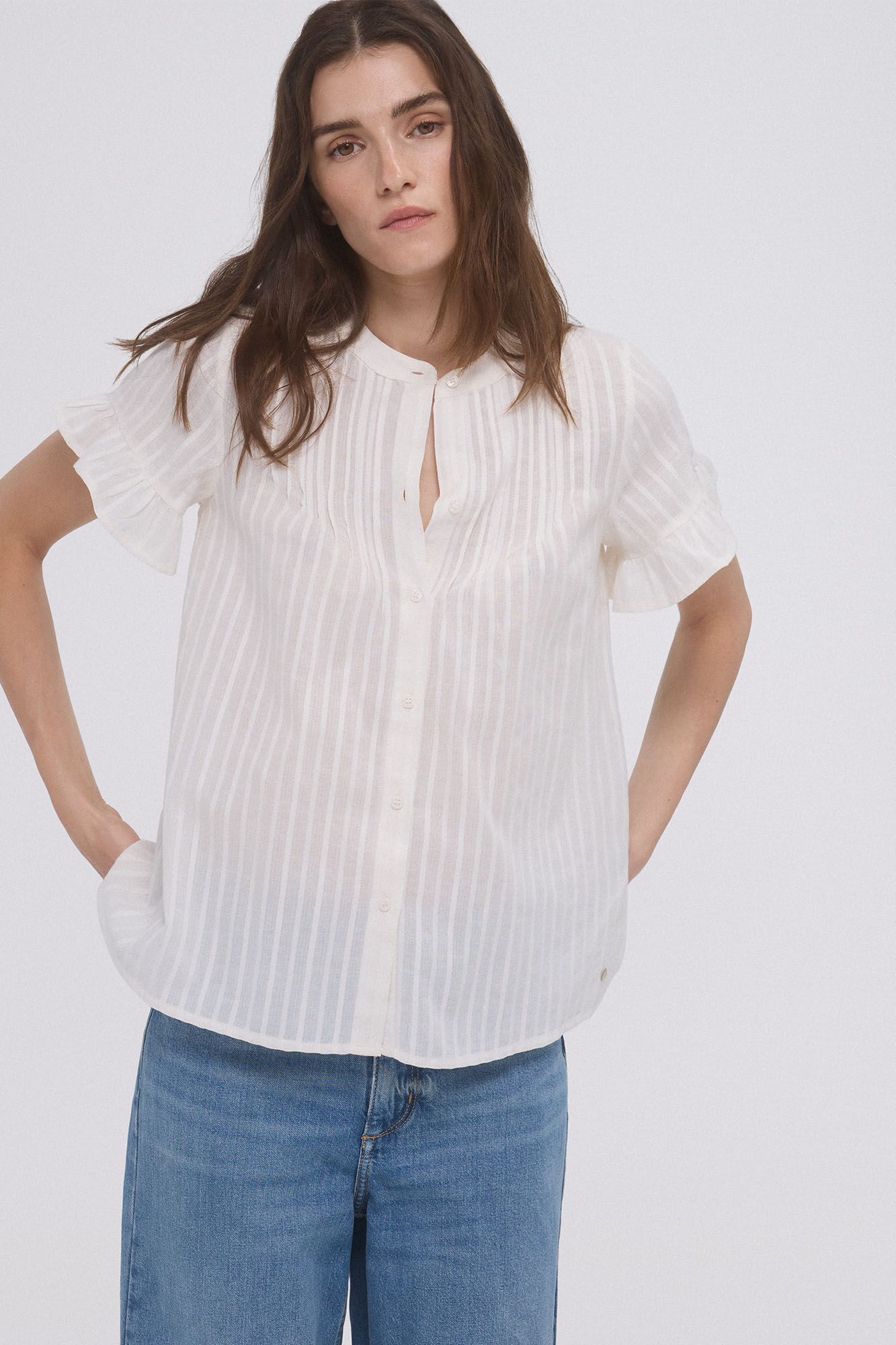 Pedro del Hierro Blusa rom&aacute;ntica tejido fantas&iacute;a Crudo