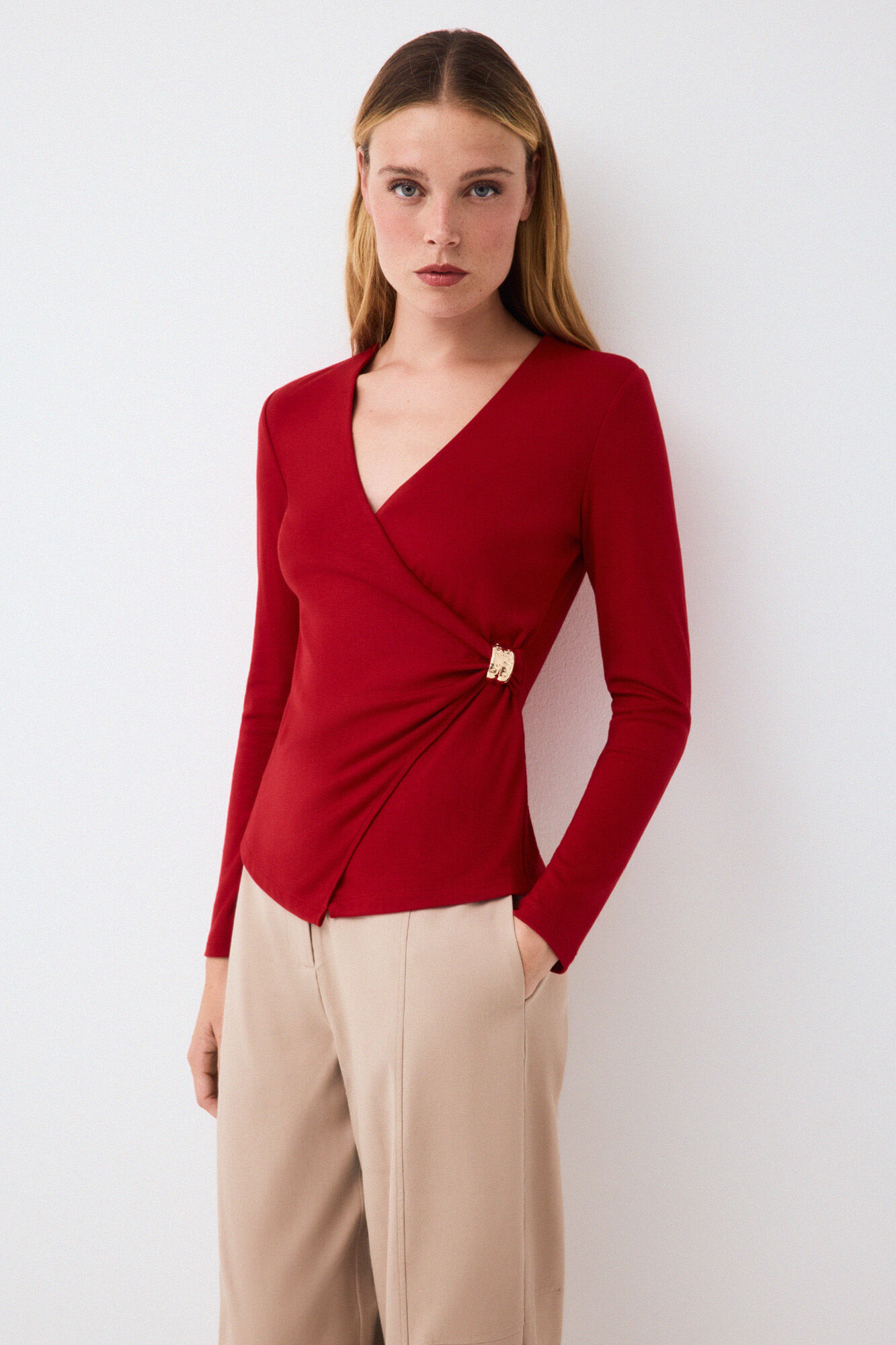 Pedro del Hierro Camiseta cruzada con detalle met&aacute;lico