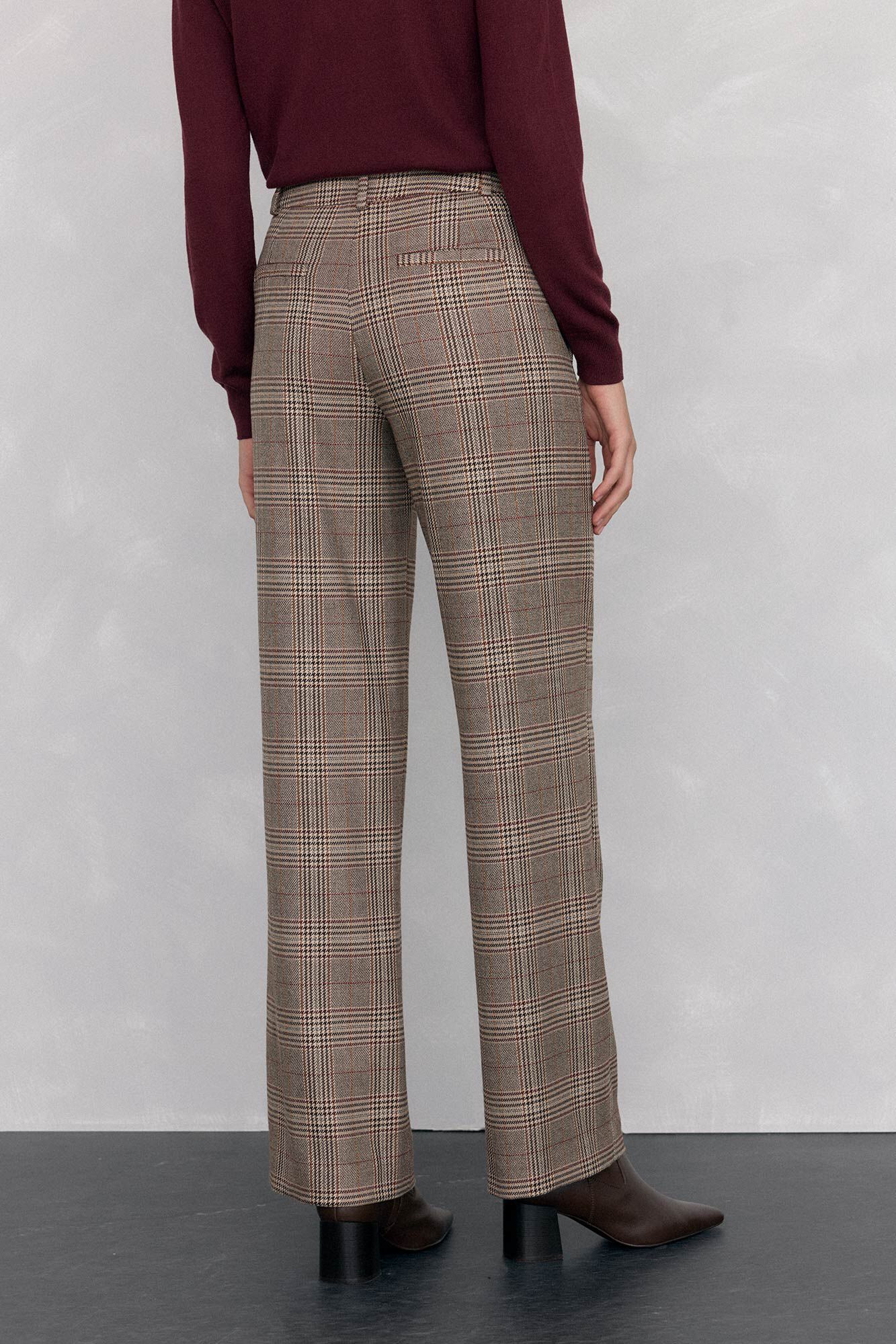 Pedro del Hierro Cal&ccedil;a xadrez de Harry Marrom