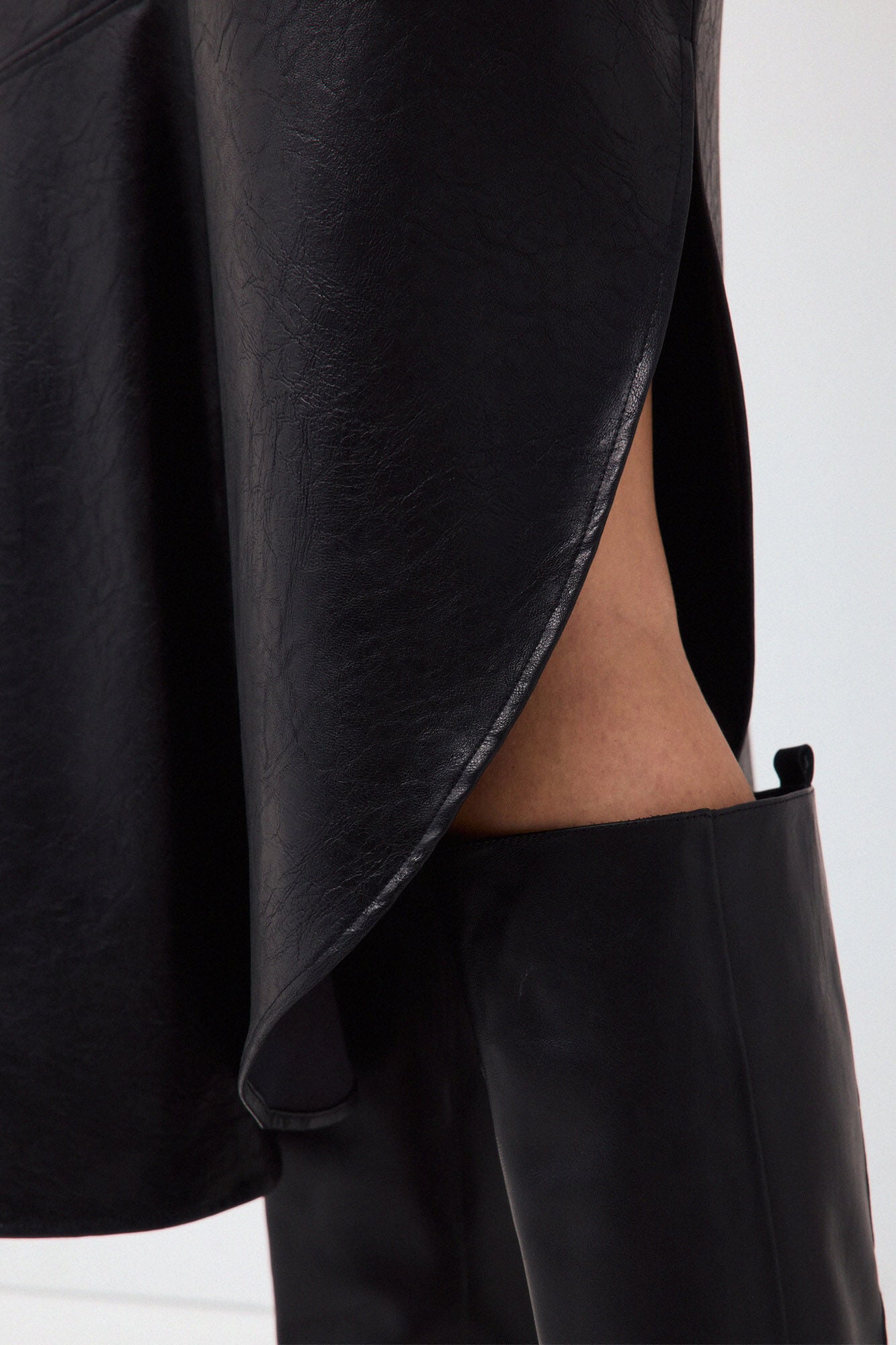 Pedro del Hierro Faux leather asymmetric skirt Black