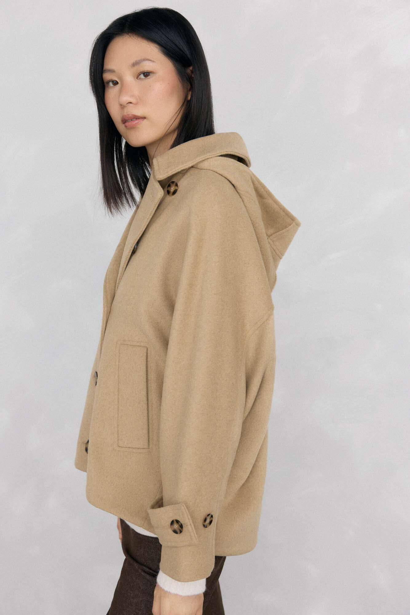 Pedro del Hierro Jaqueta estilo capa com capuz Beige
