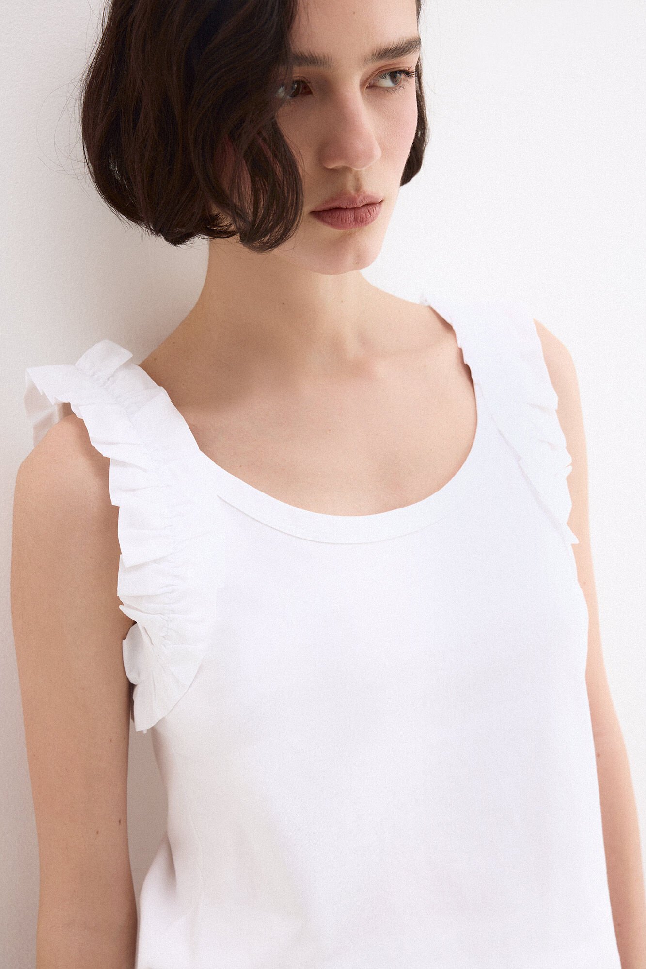 Pedro del Hierro Vest top with ruffles White