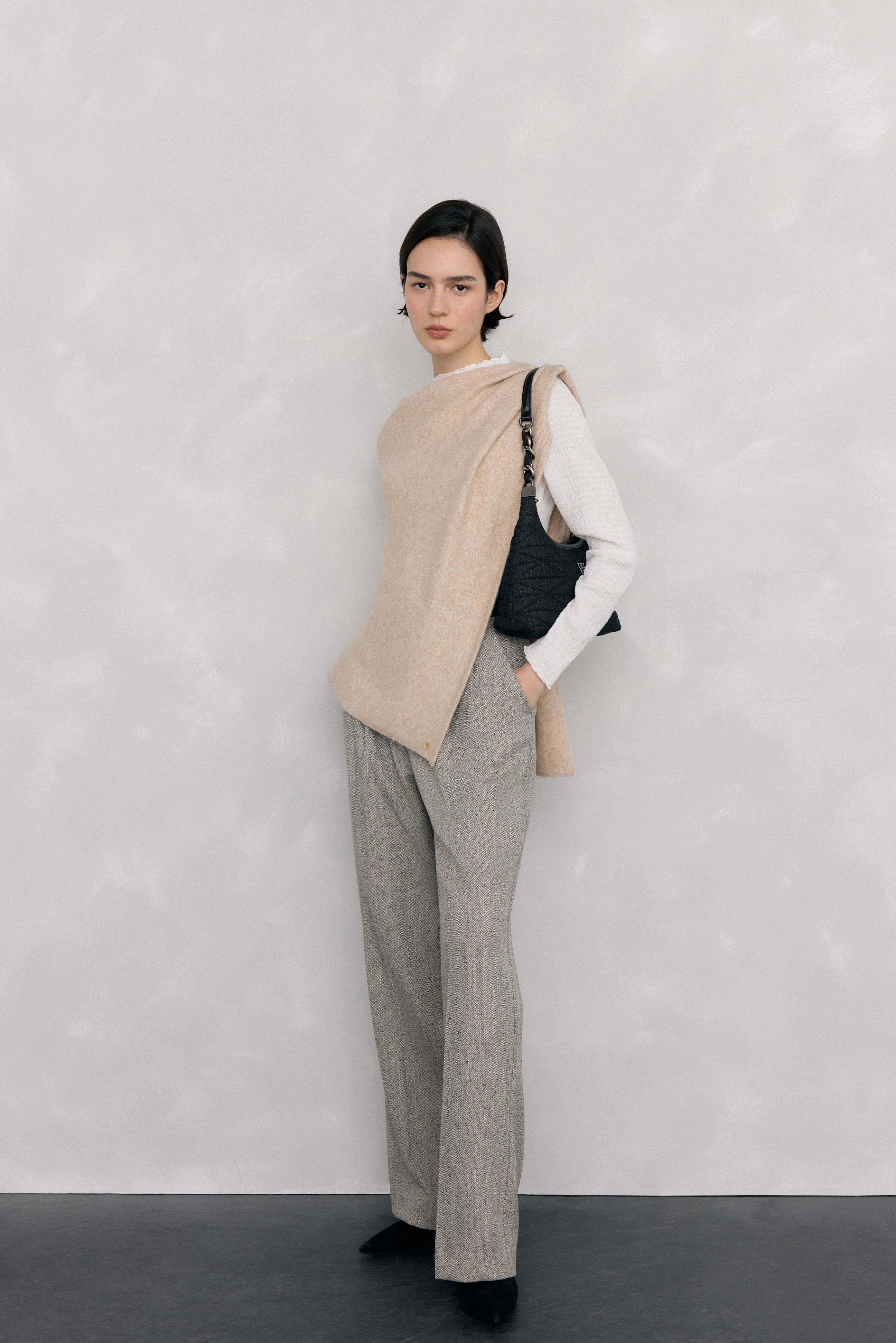 Pedro del Hierro Asymmetric jersey-knit cape Ecru