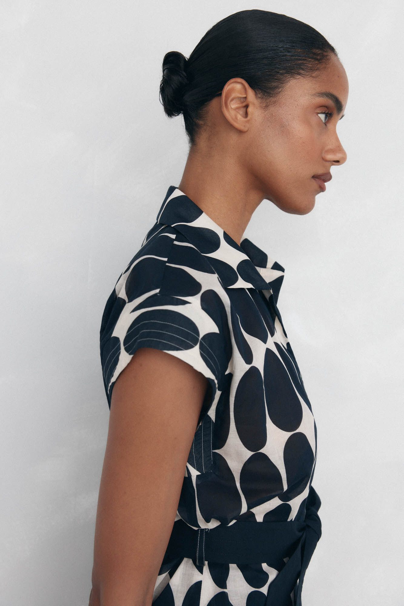 Pedro del Hierro Colete estampado com cinto Marfim