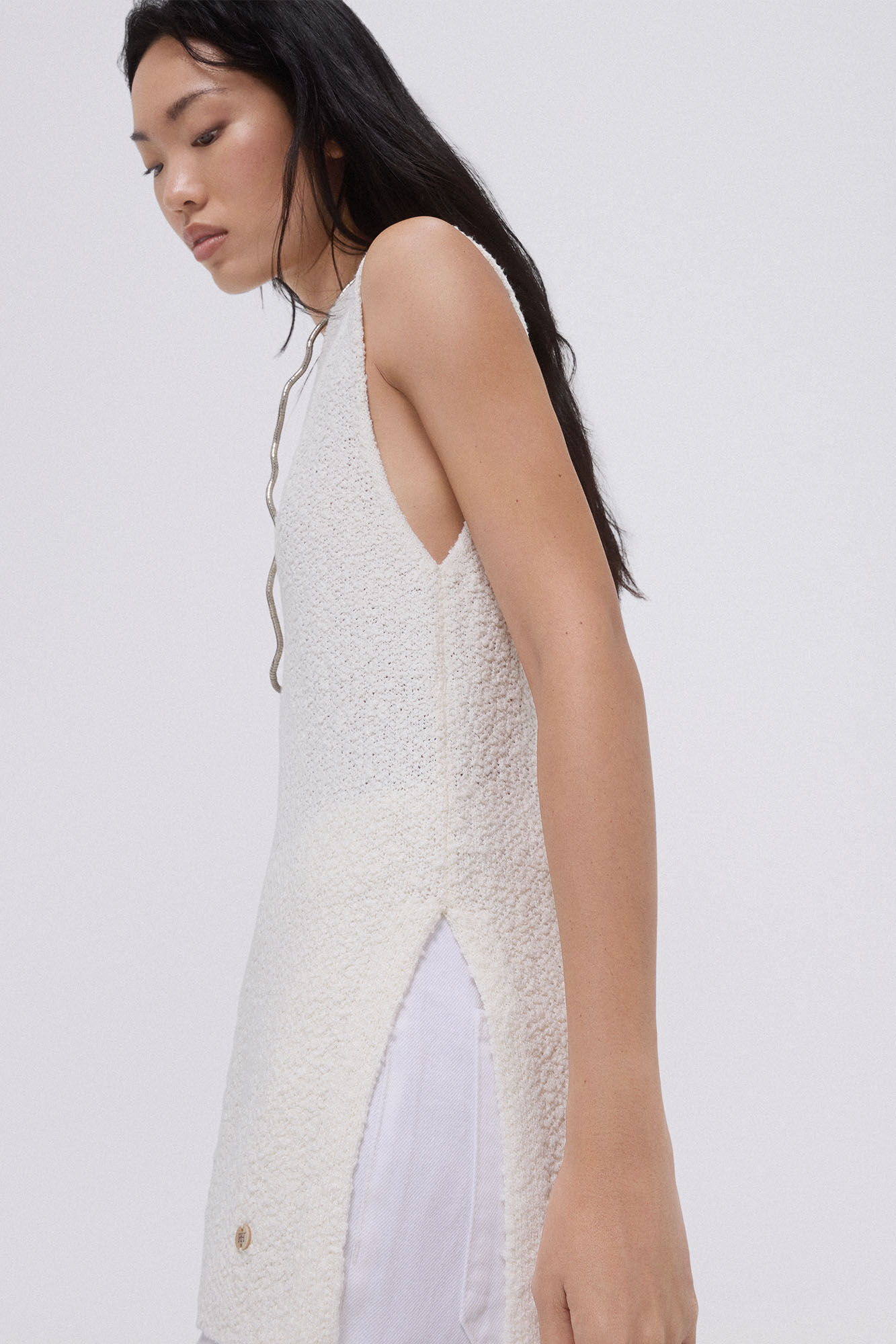 Pedro del Hierro V loop vest Beige