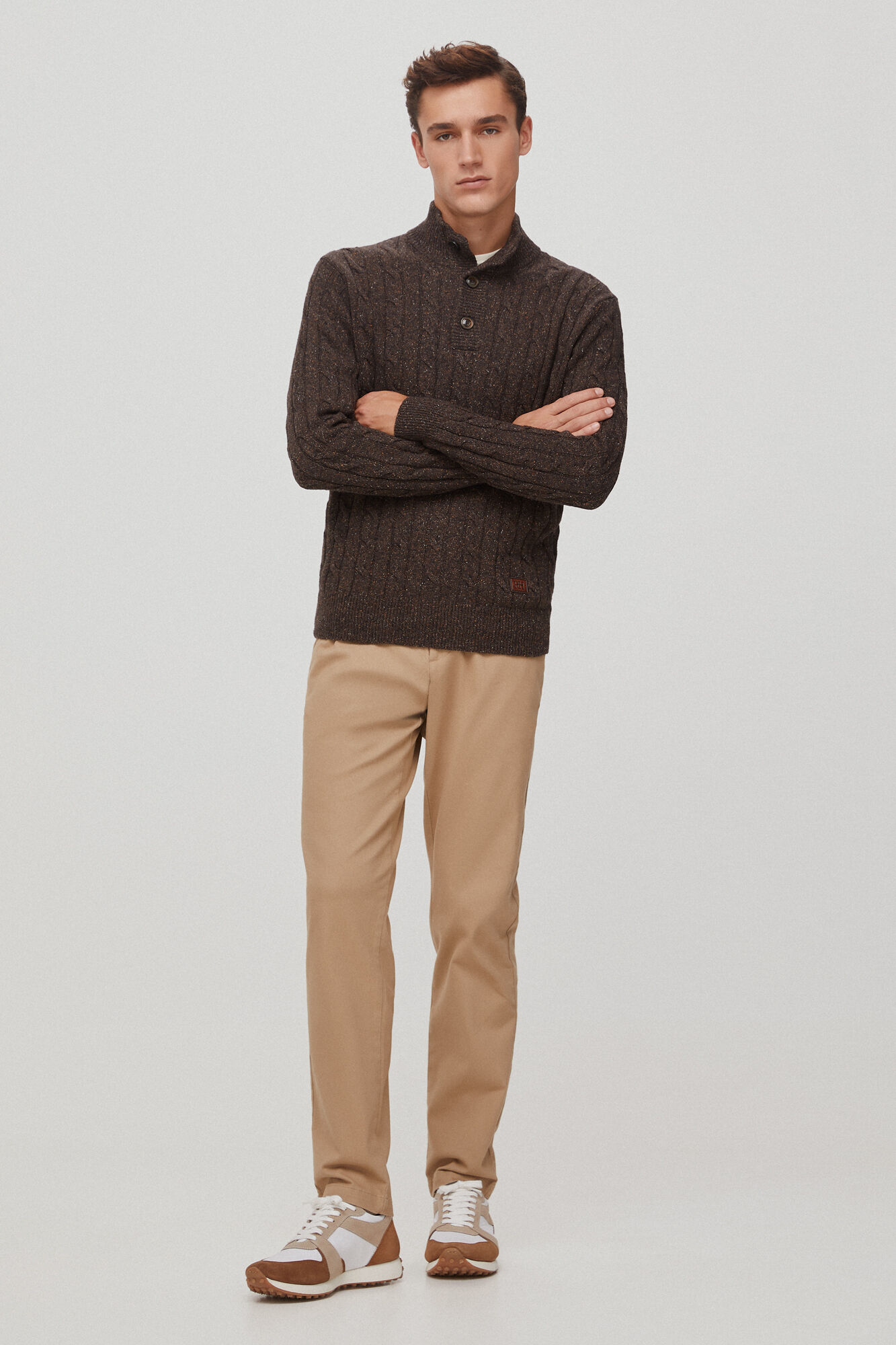 Pedro del Hierro Jersey cuello alto Marr&oacute;n