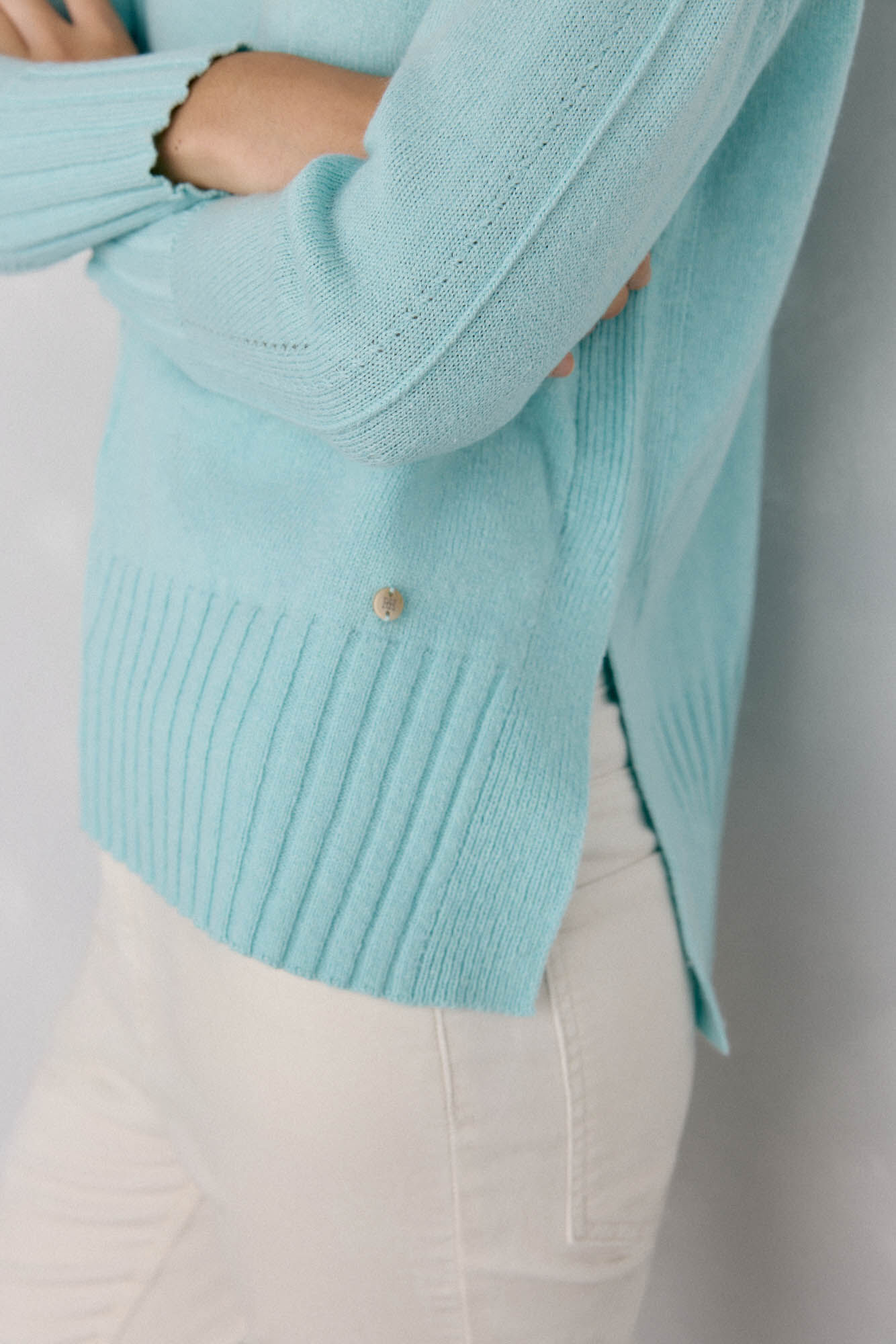 Pedro del Hierro Su&eacute;ter de l&atilde; com gola e costura central Turquesa