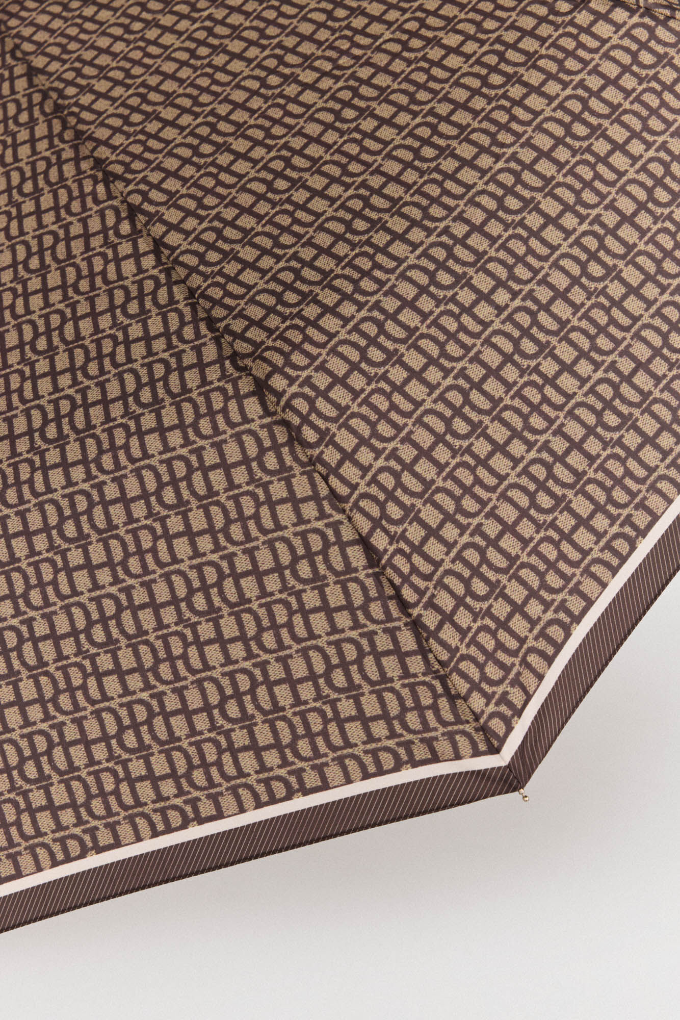 Pedro del Hierro Monogrammed umbrella Brown