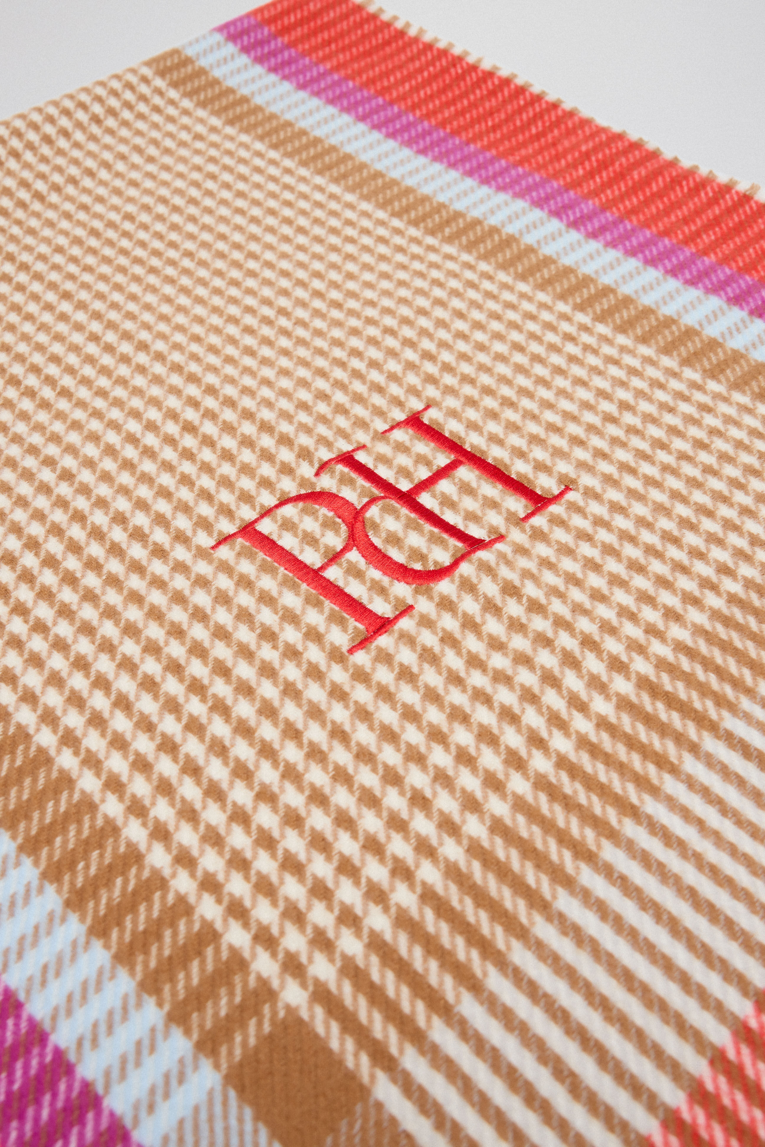 Pedro del Hierro Bufanda pata de gallo con logo bordado Varios