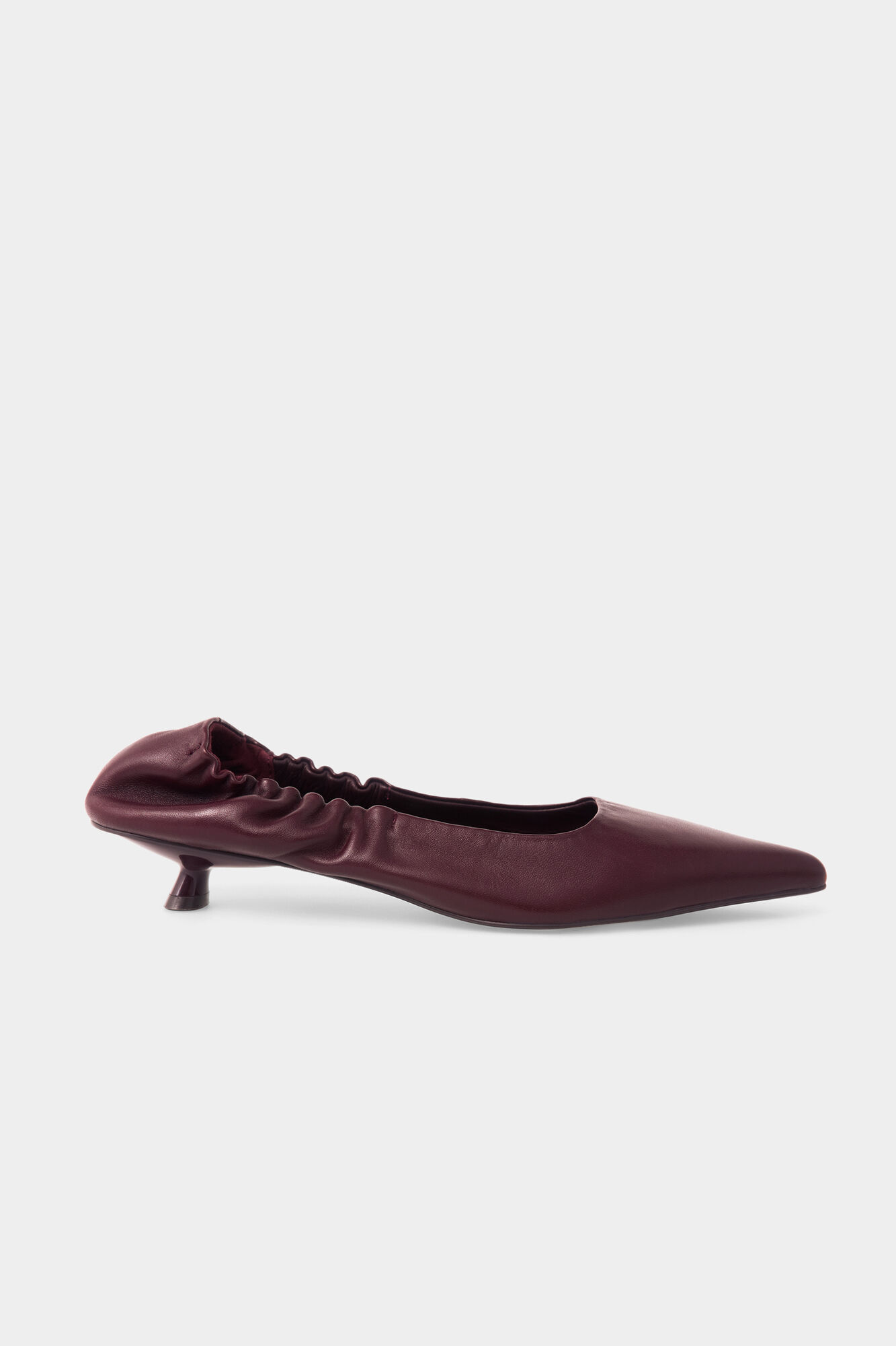 Pedro del Hierro Leather kitten heel