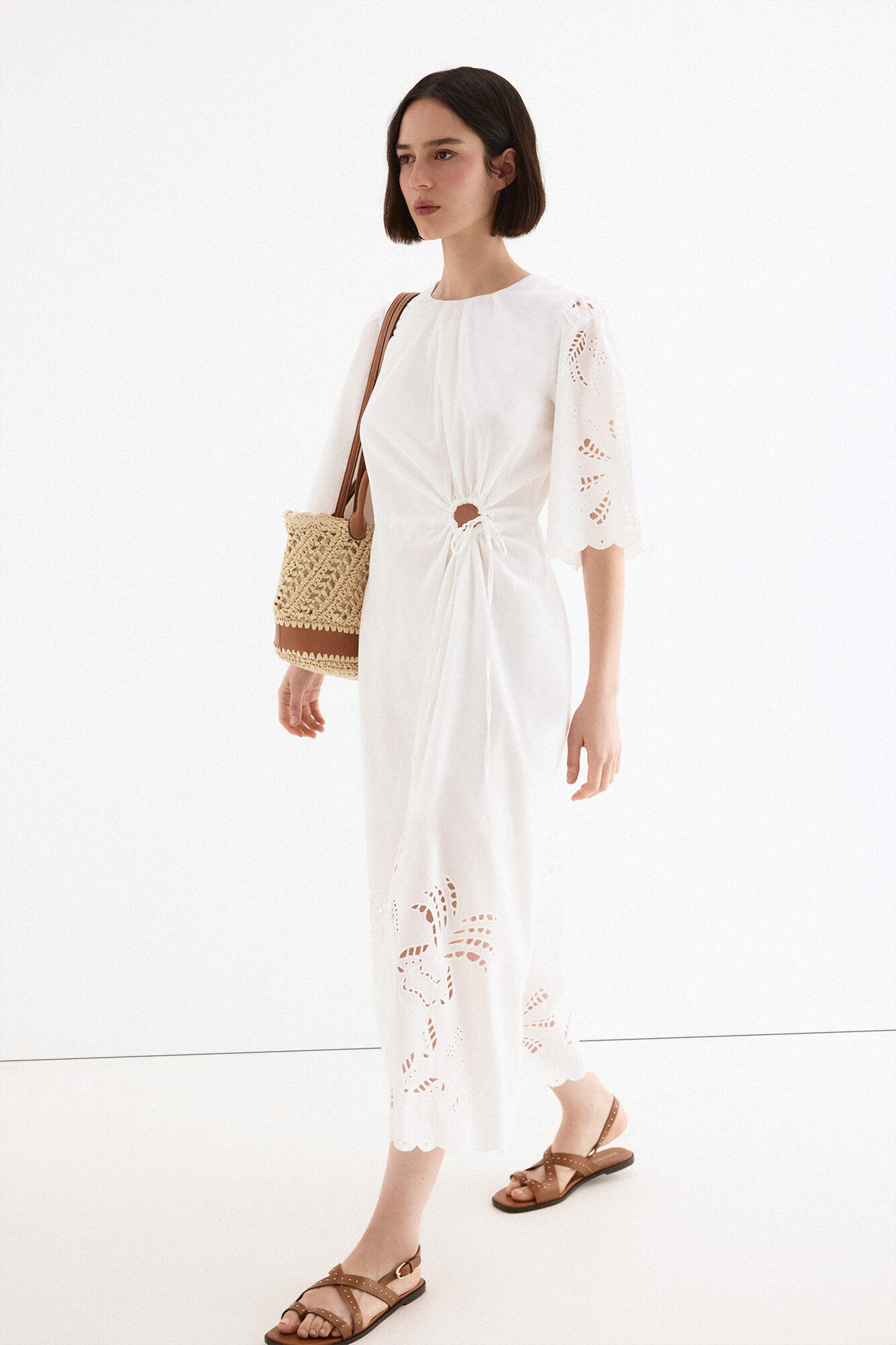 TFP by Tamara Falc&oacute; Vestido bordado Blanco