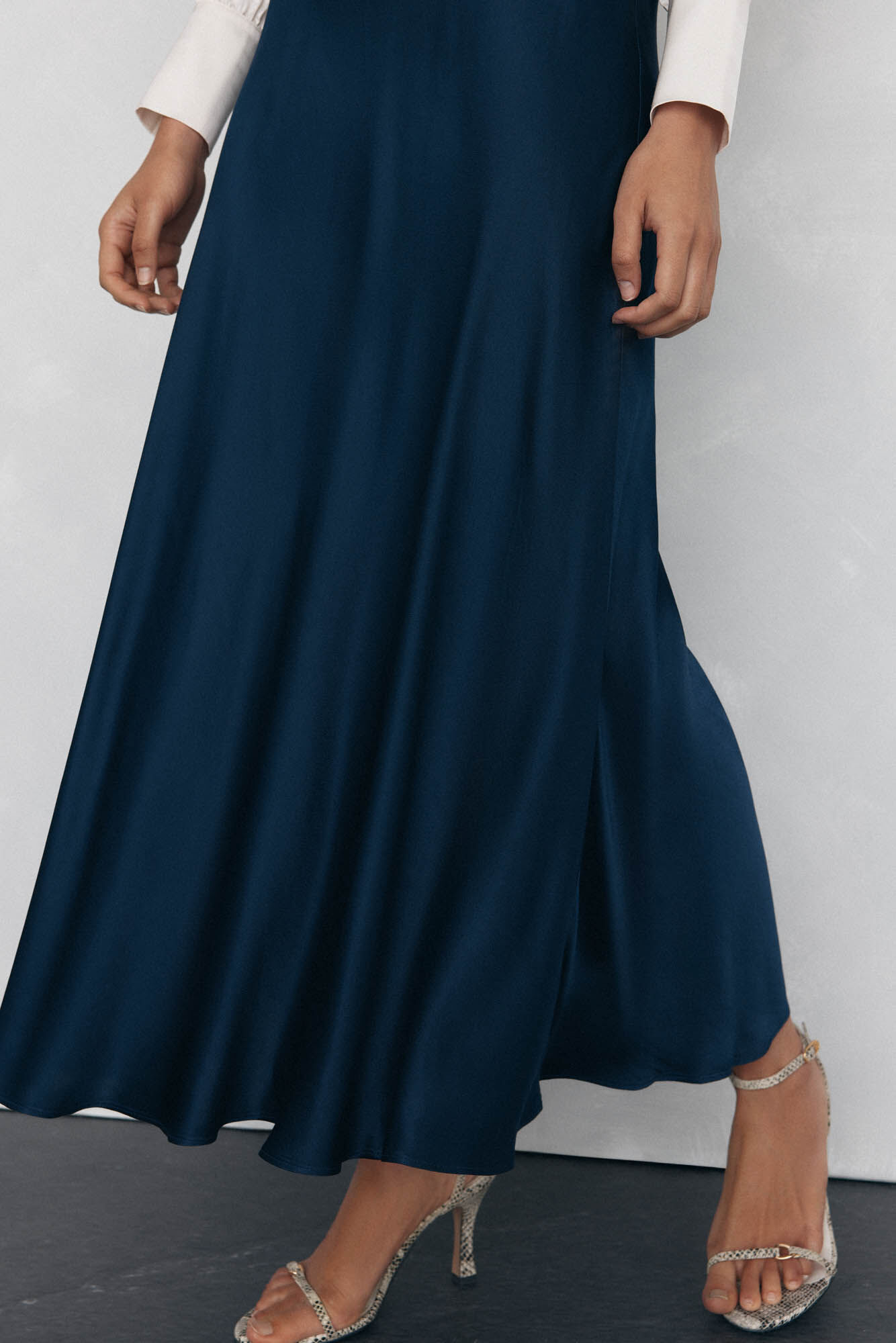 Pedro del Hierro Falda satinada Azul