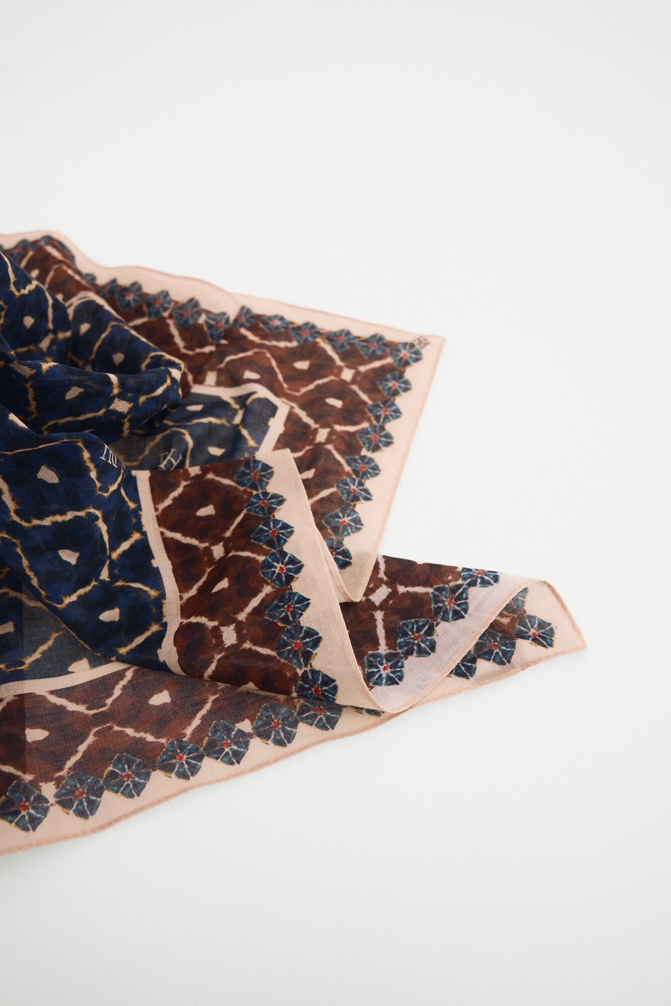 Pedro del Hierro Logo print scarf Blue