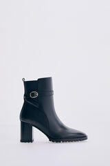 Pedro del Hierro Leather heeled ankle boot with track sole Black