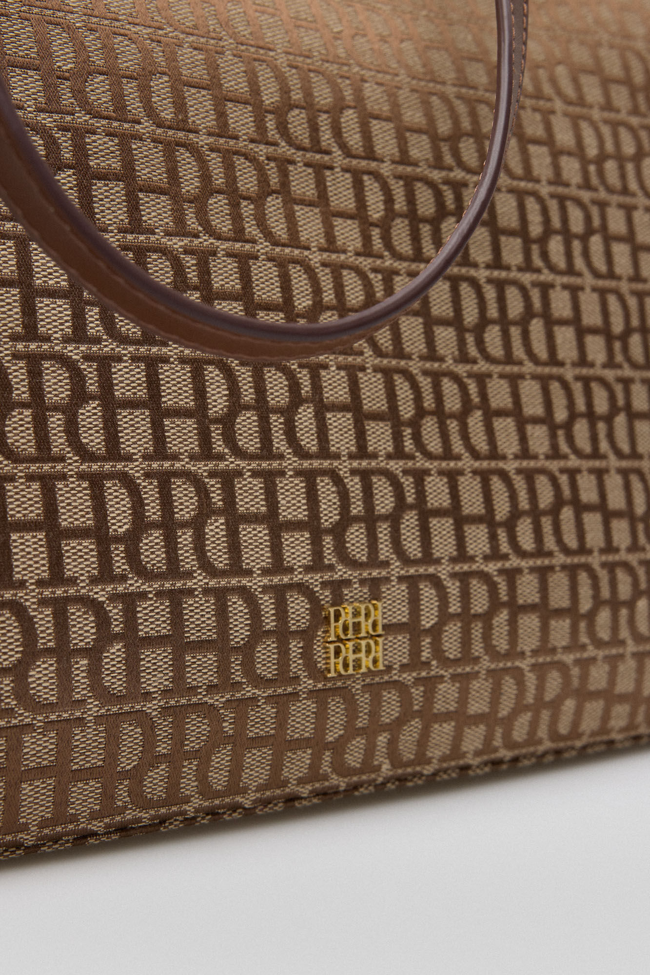 Pedro del Hierro Shopper jacquard Marr&oacute;n