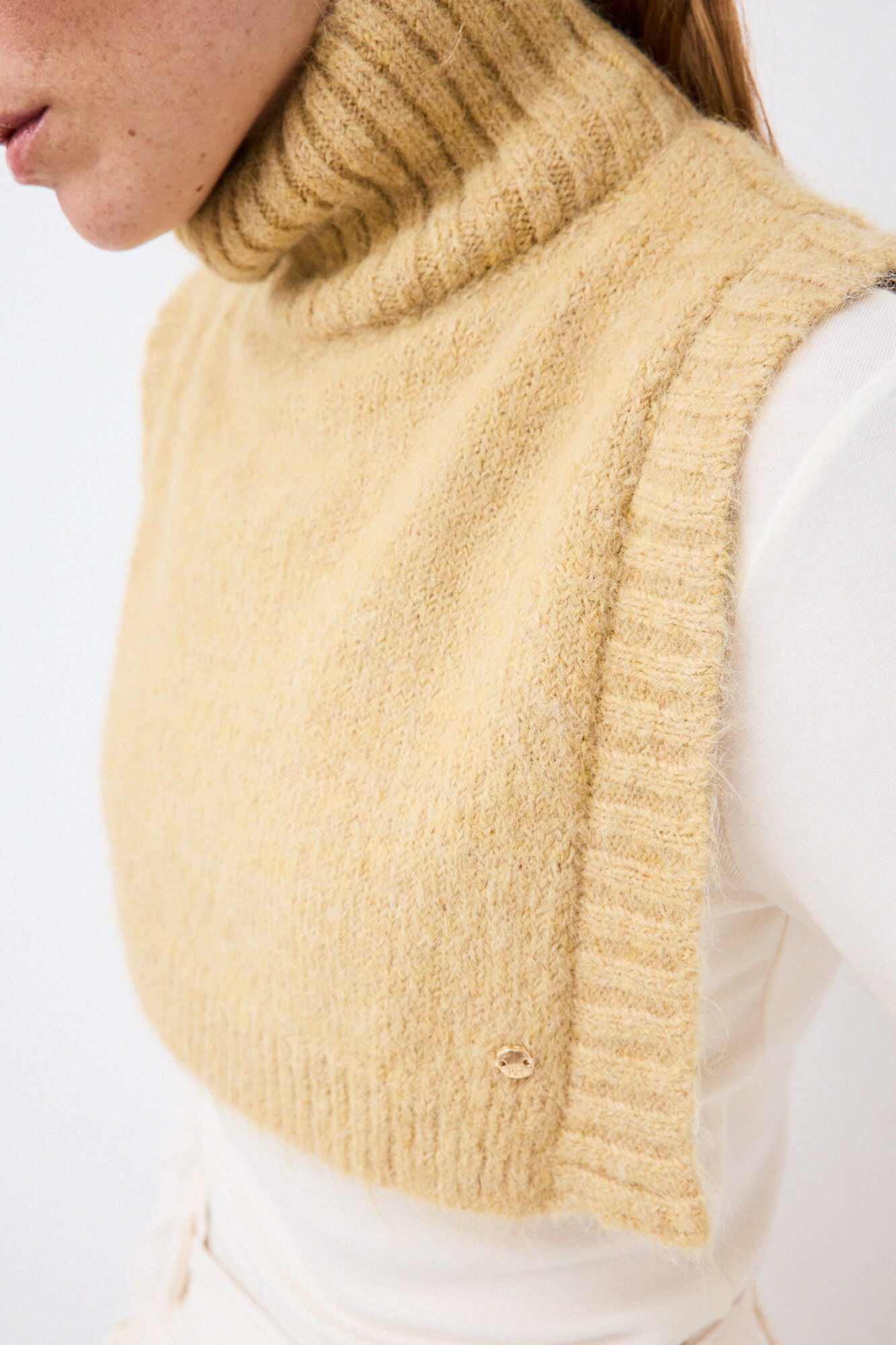 Pedro del Hierro Knit cape