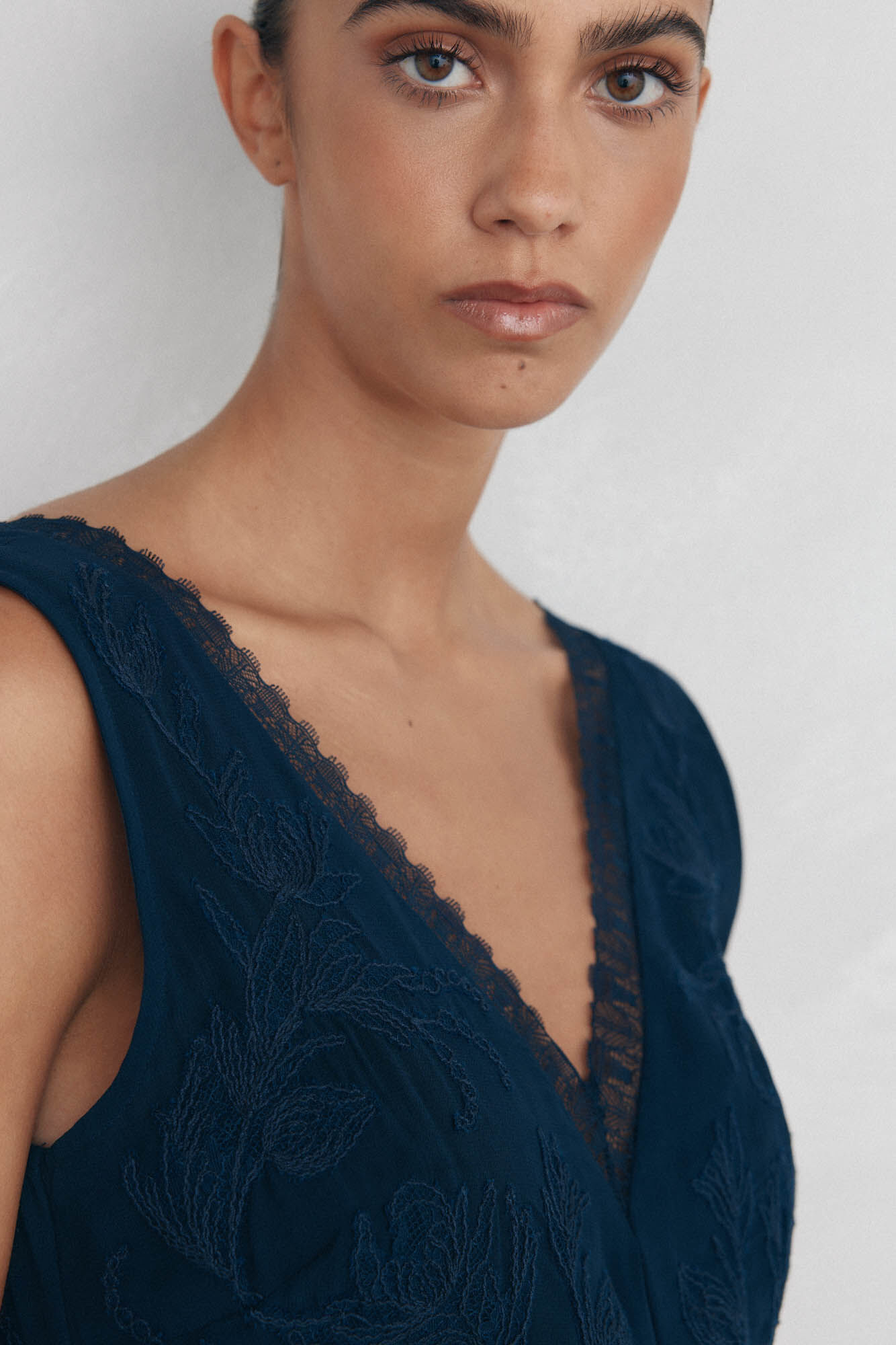 Pedro del Hierro Vestido longo e flu&iacute;do de renda Azul