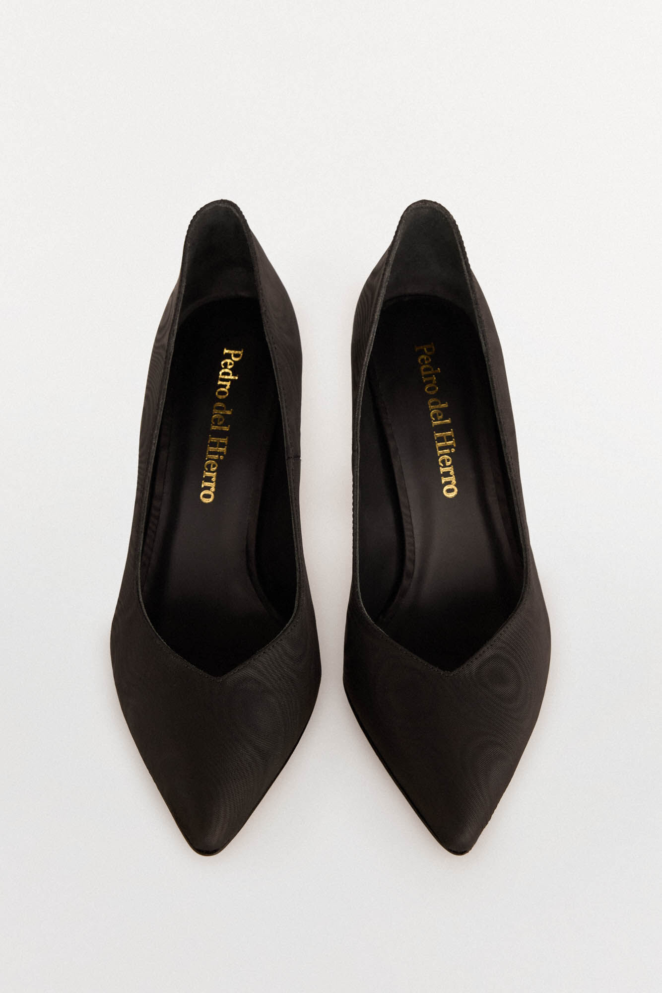 Pedro del Hierro Court shoe with heel Black
