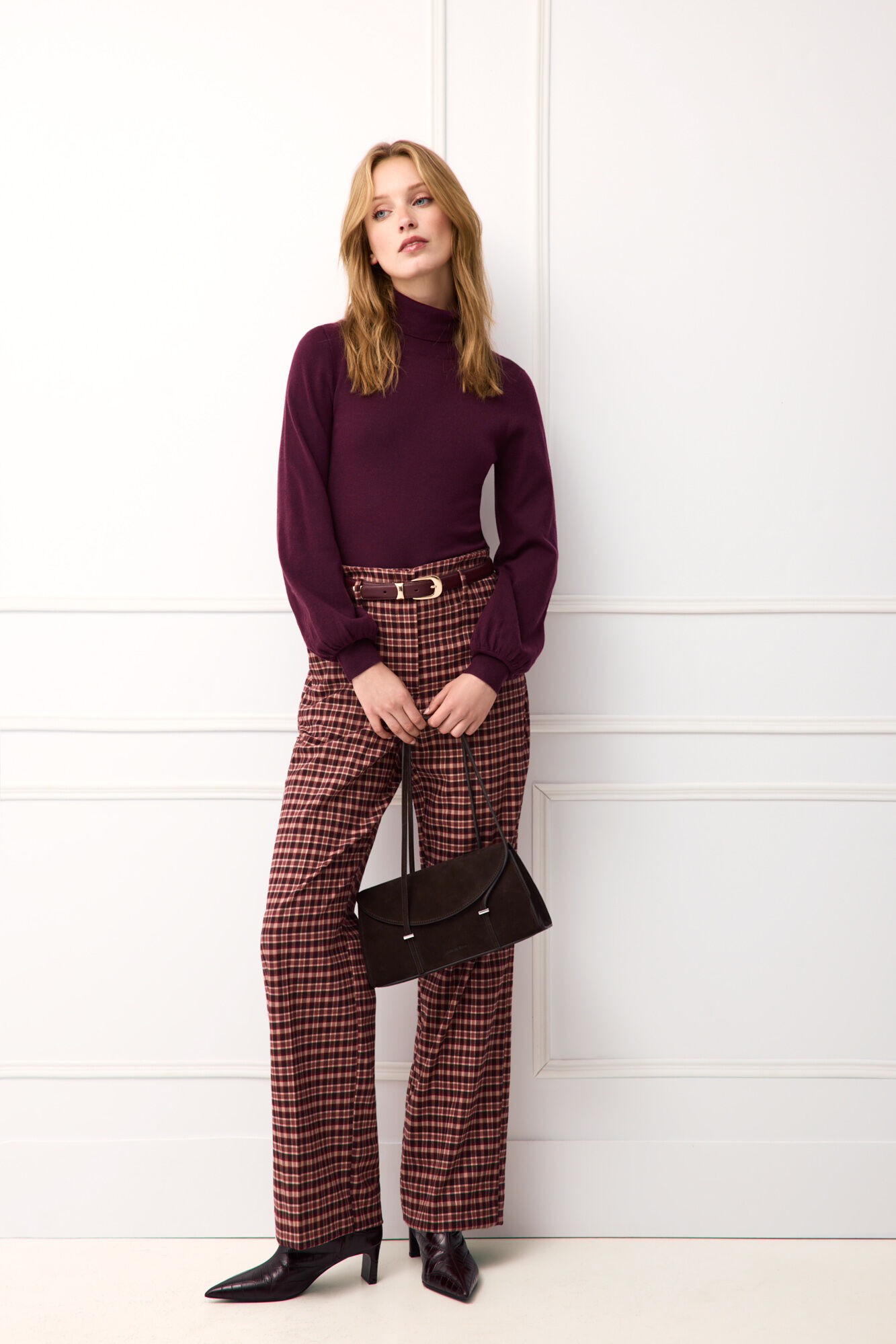 TFP by Tamara Falc&oacute; Viscose funnel neck jumper Burgundy