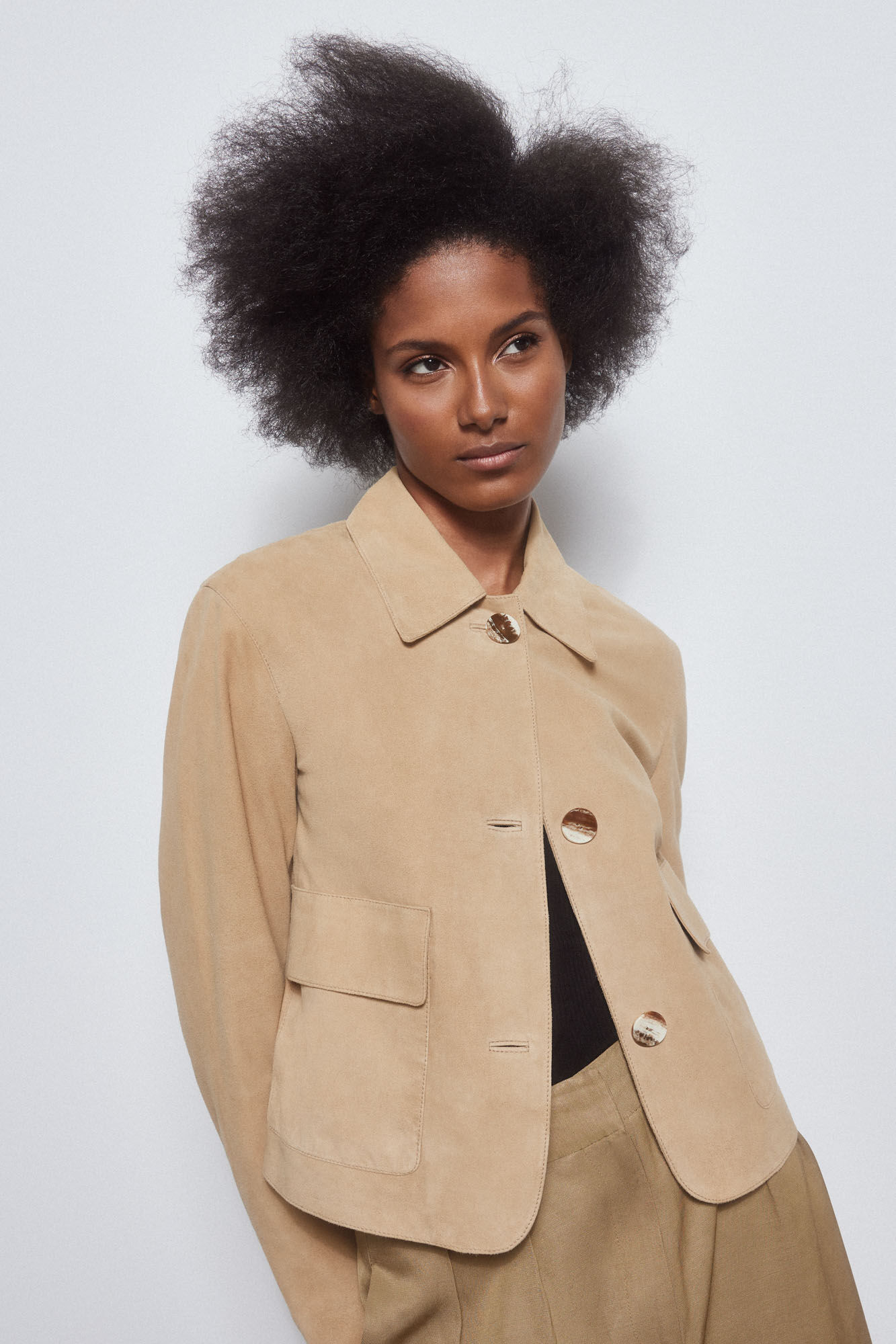 Pedro del Hierro Chaqueta corta botones Beige