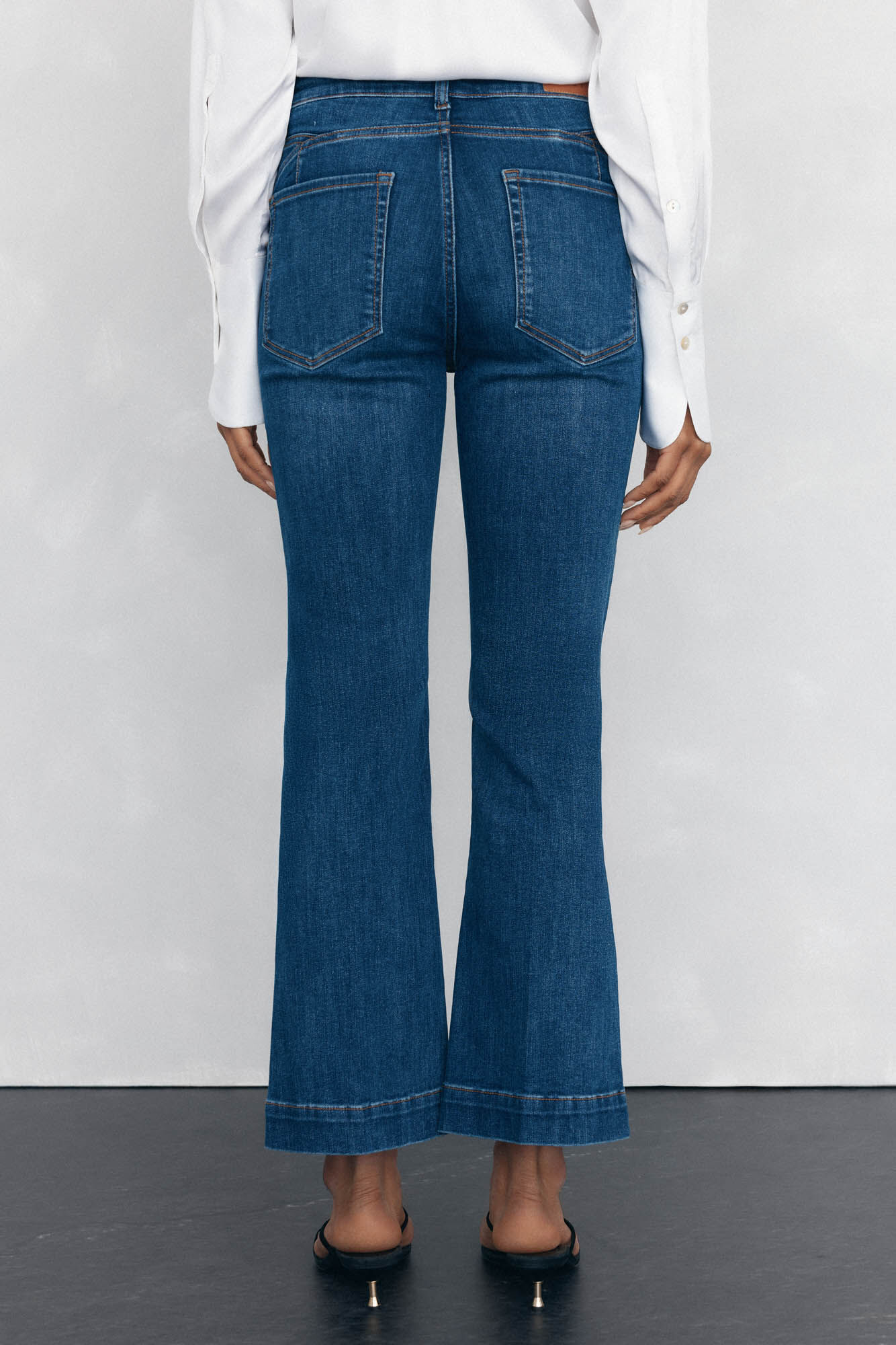 Pedro del Hierro Push-up flared cropped jeans Blue