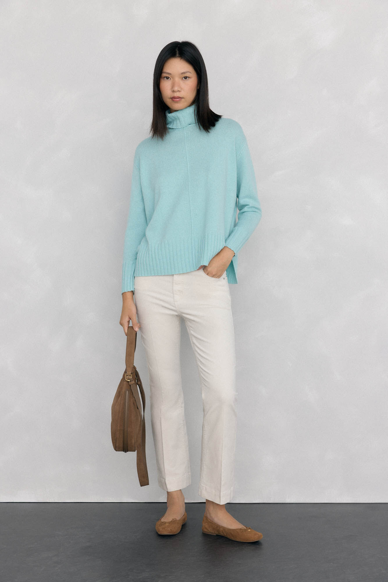 Pedro del Hierro Jersey lana cuello cisne costura central