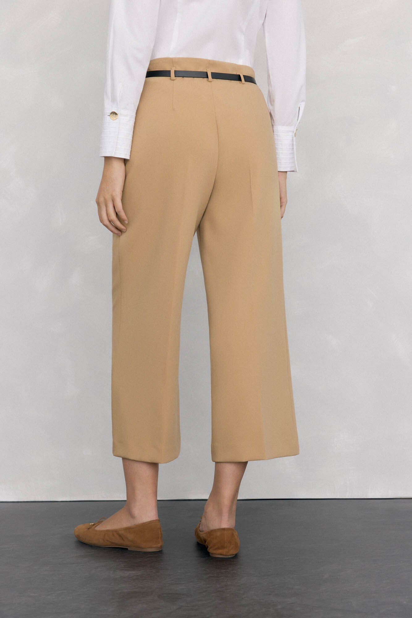 Pedro del Hierro culottes pants with belt Beige