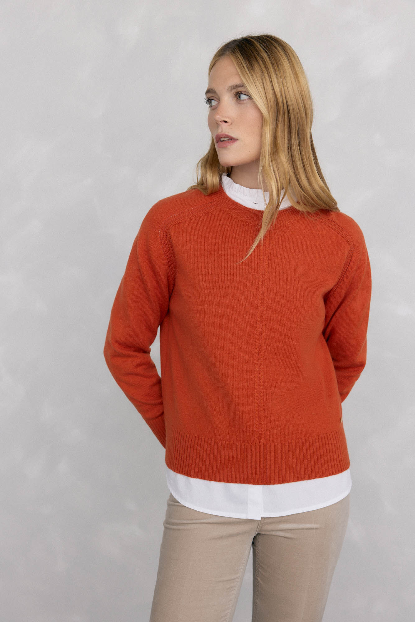 Pedro del Hierro wool sweater with a central crew neck