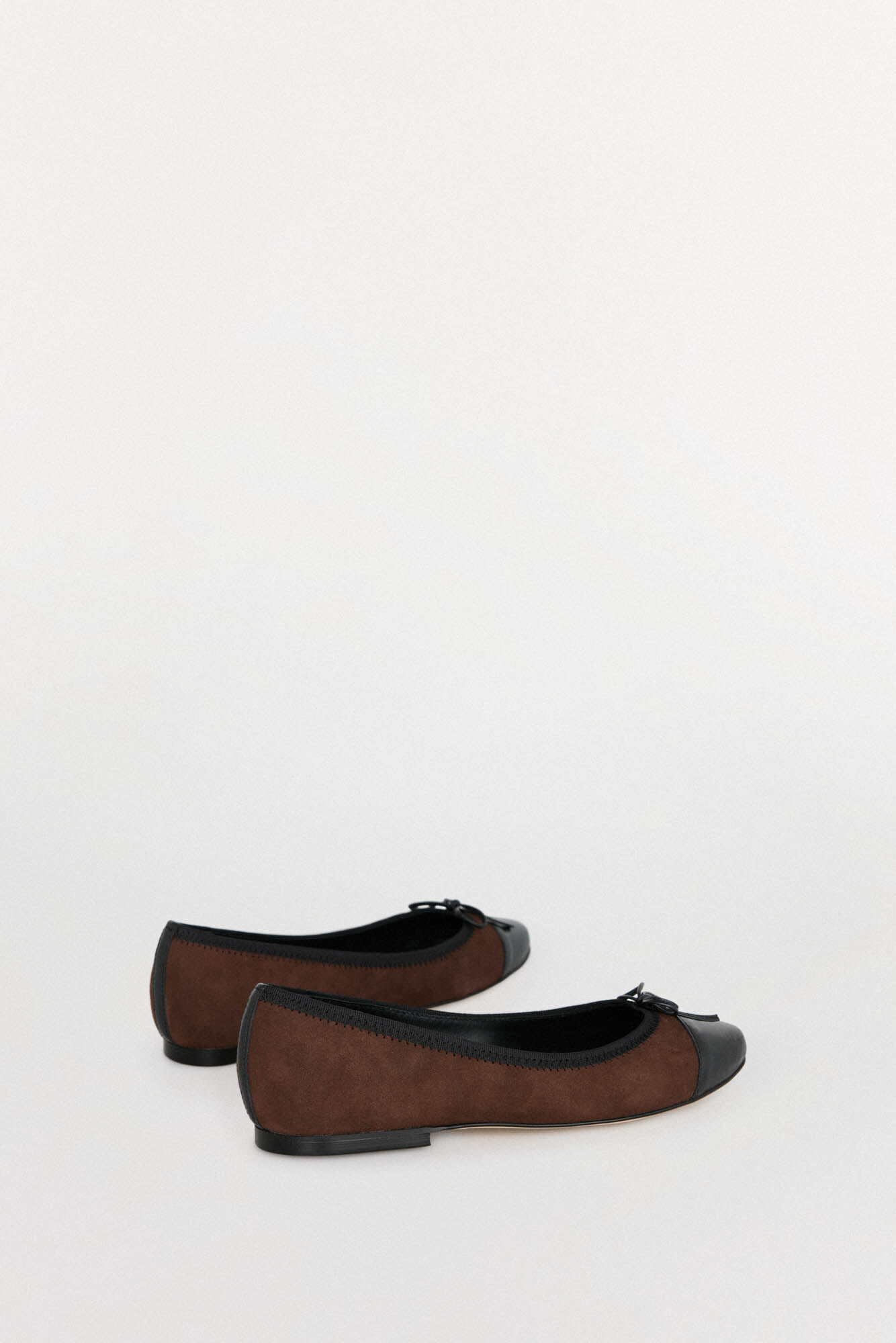 Pedro del Hierro leather ballerina with logo toe Brown