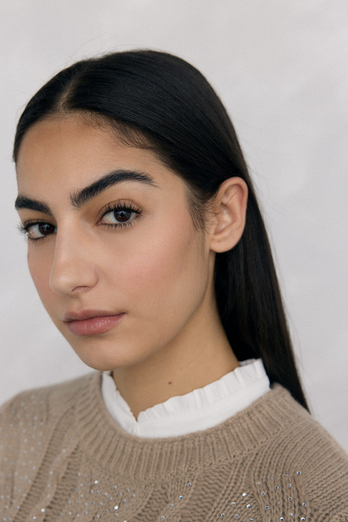 Pedro del Hierro Su&eacute;ter de malha tran&ccedil;ada com oitos brilhantes Marrom