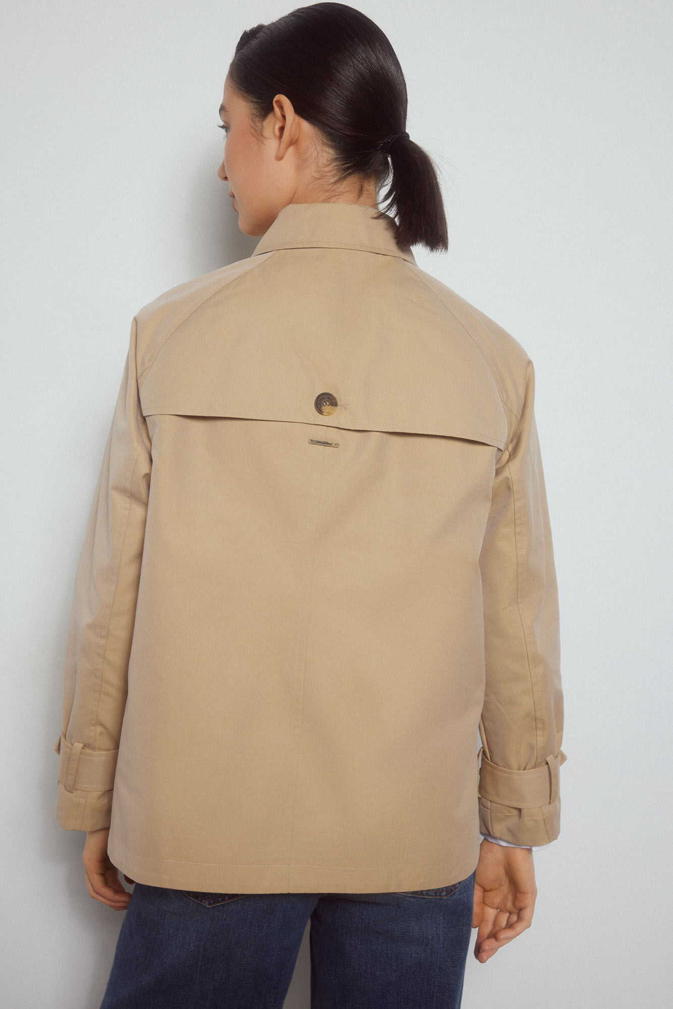 Pedro del Hierro Gabardina corta algod&oacute;n Beige