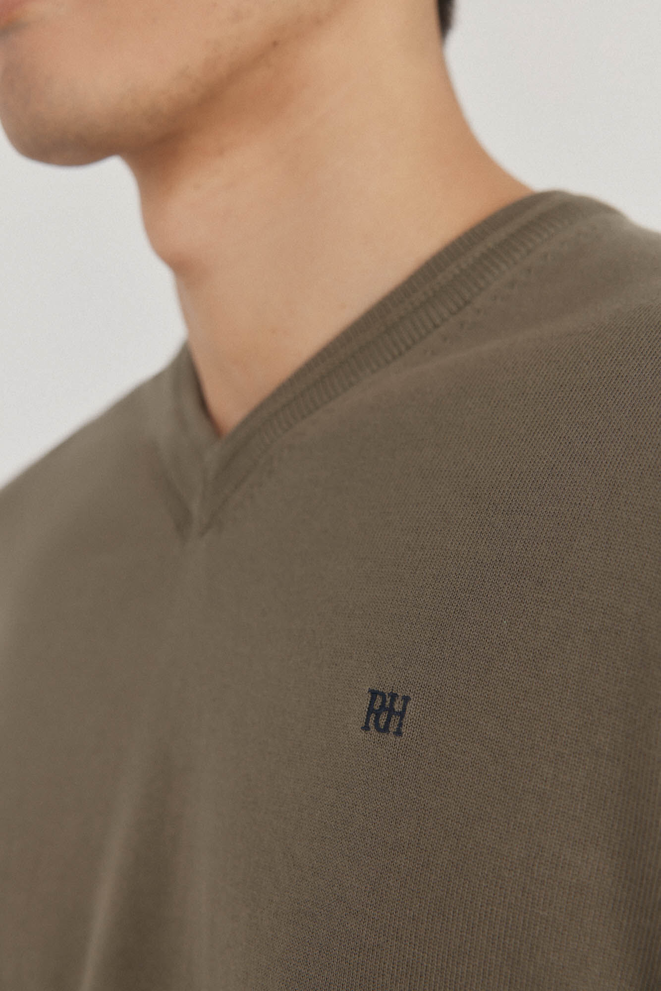 Pedro del Hierro Premium cotton fine jersey-knit V neck Green