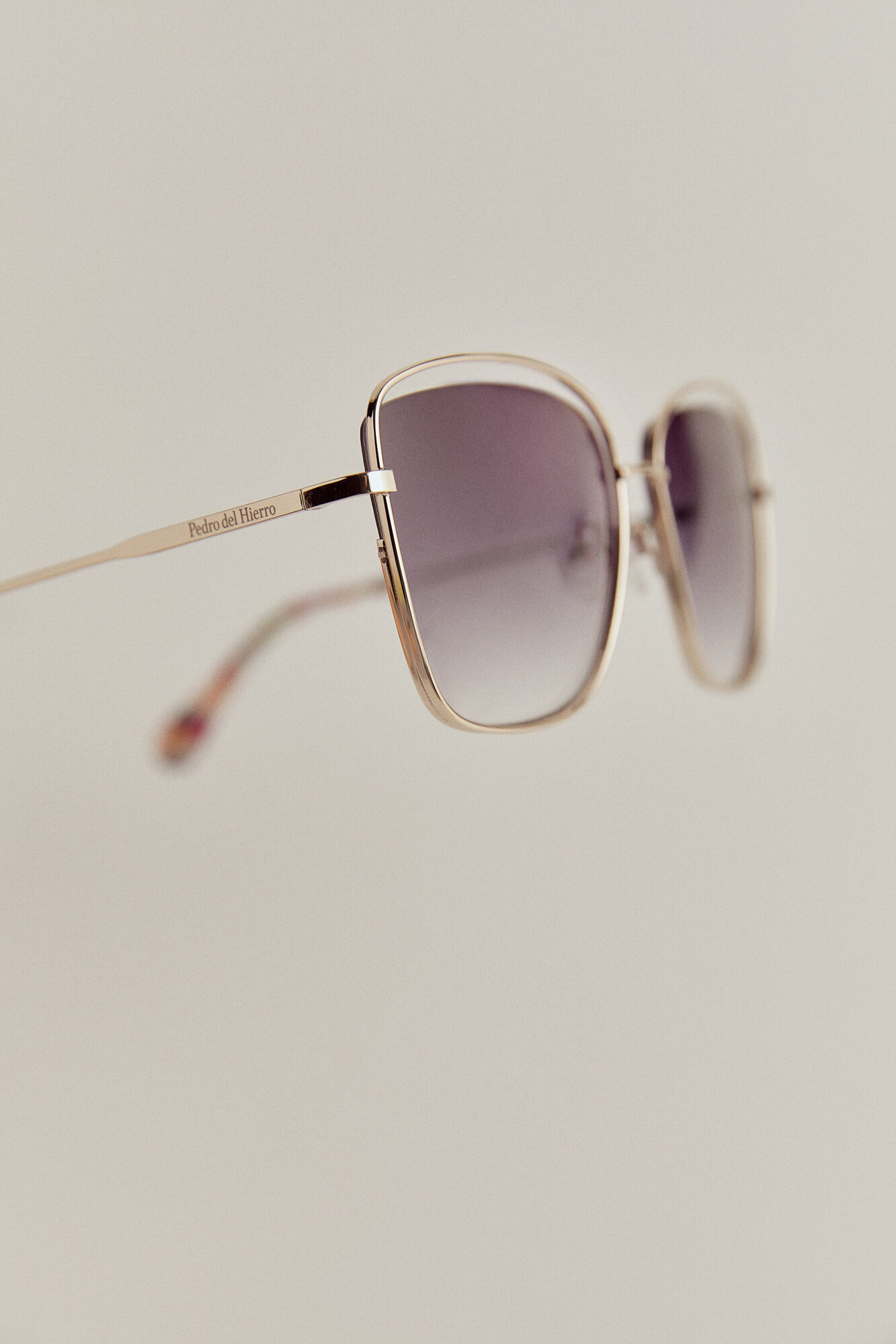 Pedro del Hierro Gold temple maxi sunglasses Yellow