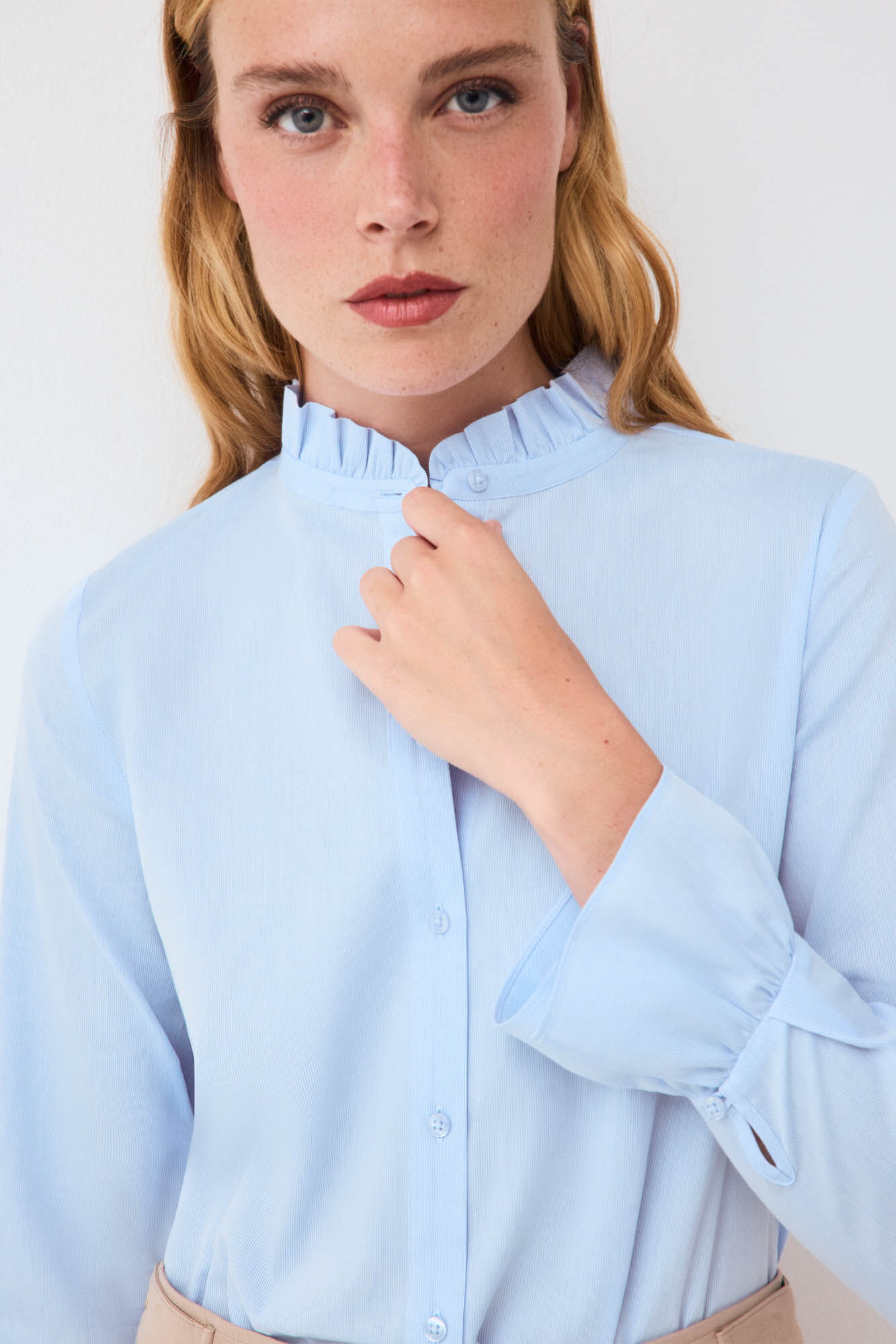 Pedro del Hierro Dobby ruffle shirt