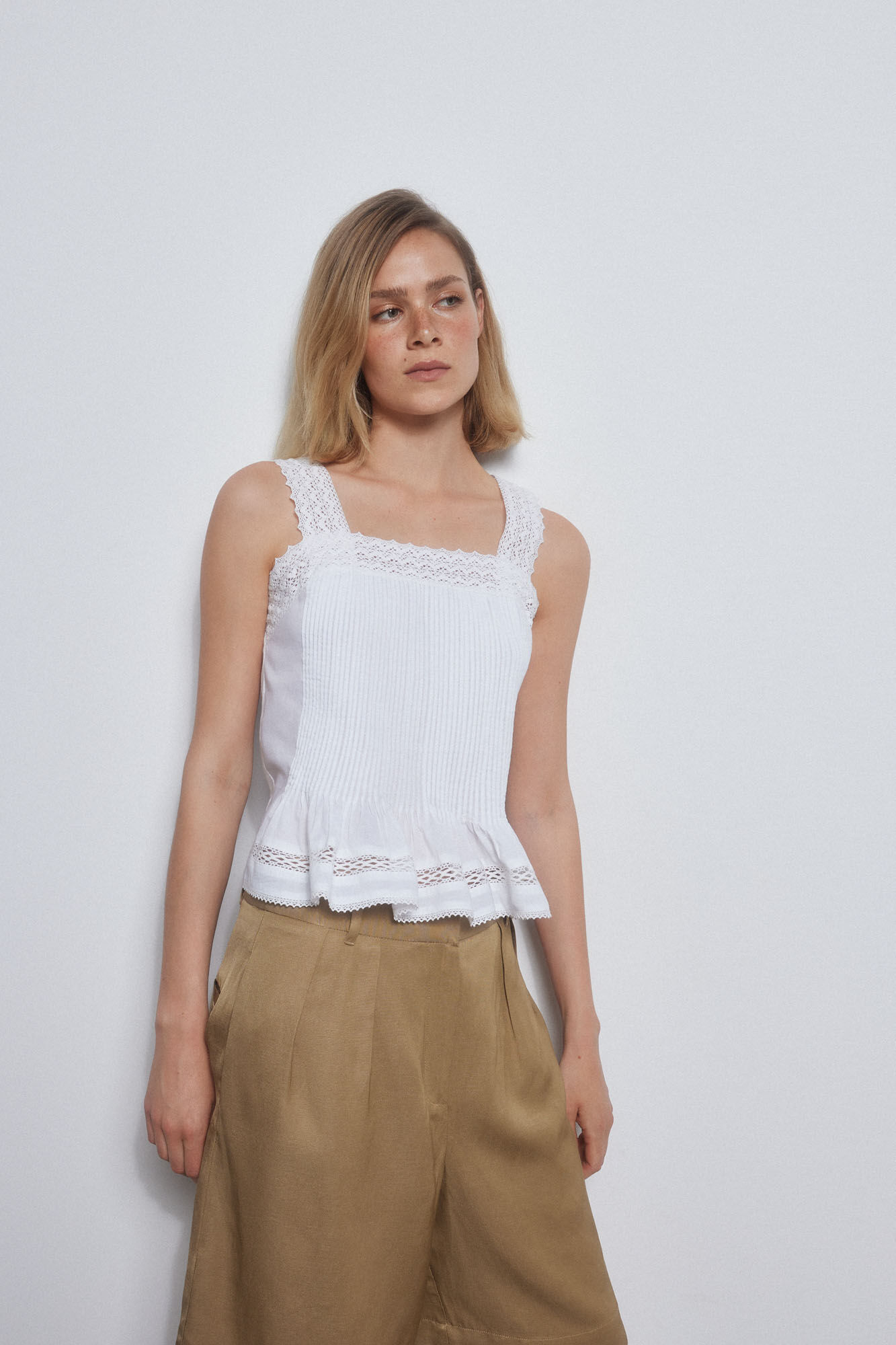 Pedro del Hierro Top rom&acirc;ntico de al&ccedil;as Ecru