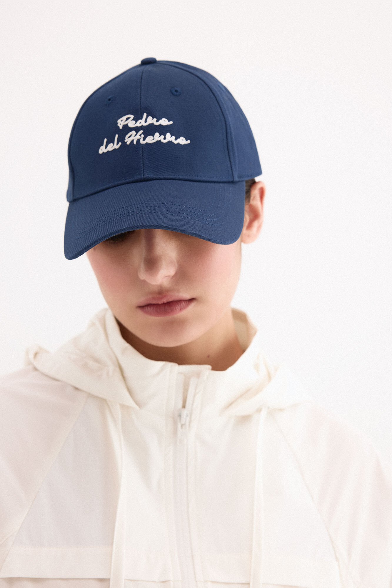 Pedro del Hierro Embroidered logo cap