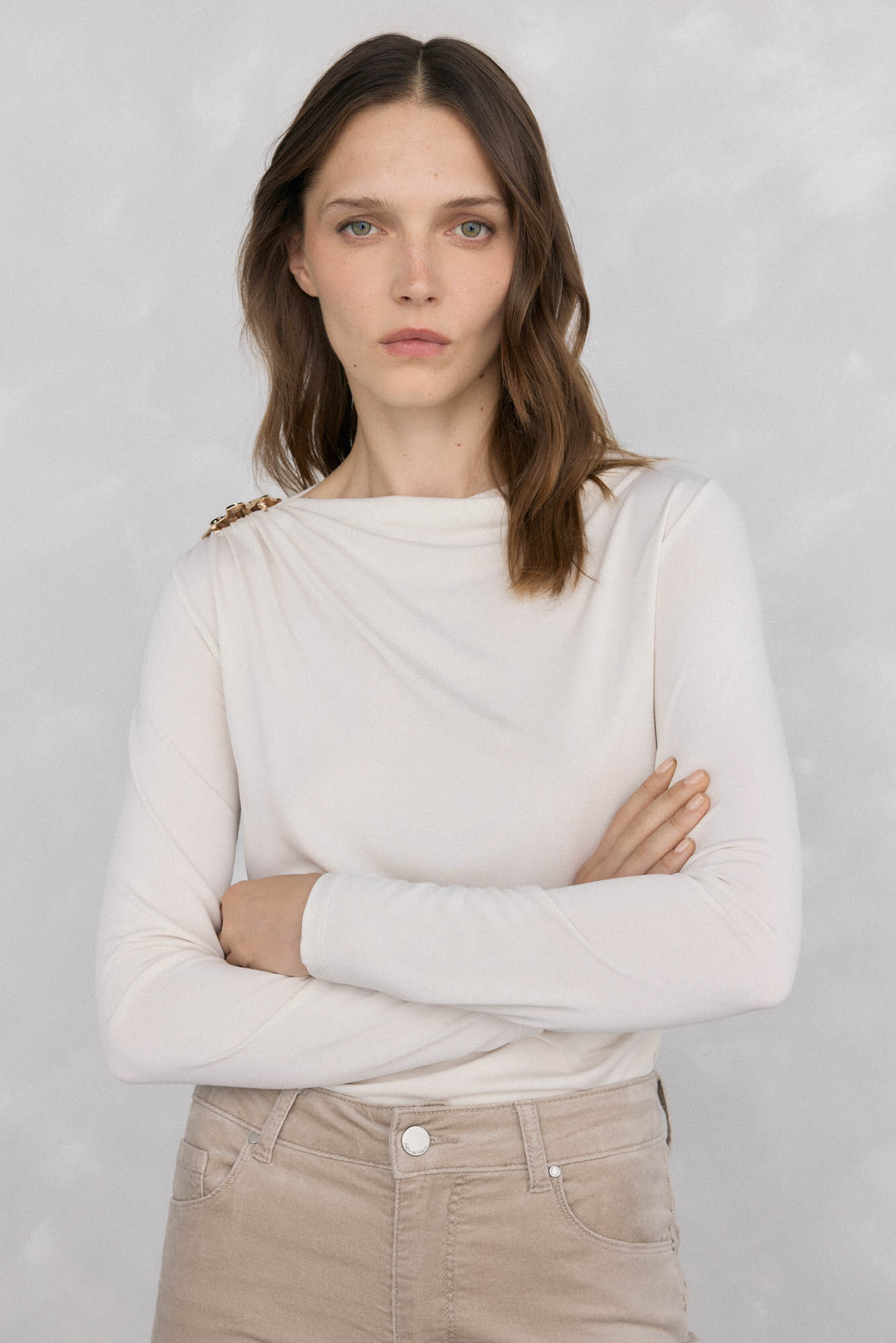 Pedro del Hierro Draped shirt with brooch Beige