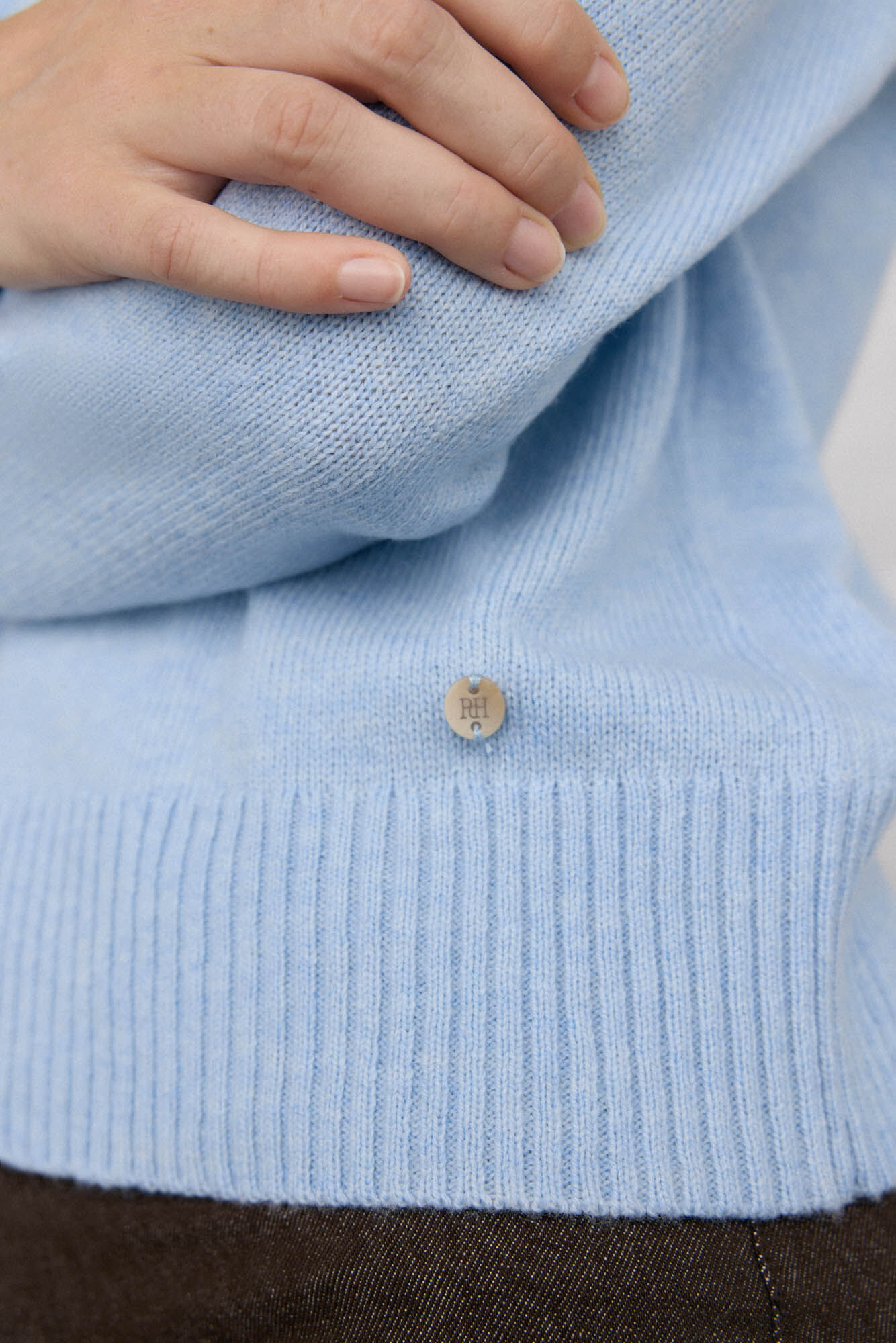 Pedro del Hierro Su&eacute;ter de l&atilde; com gola caixa Azul