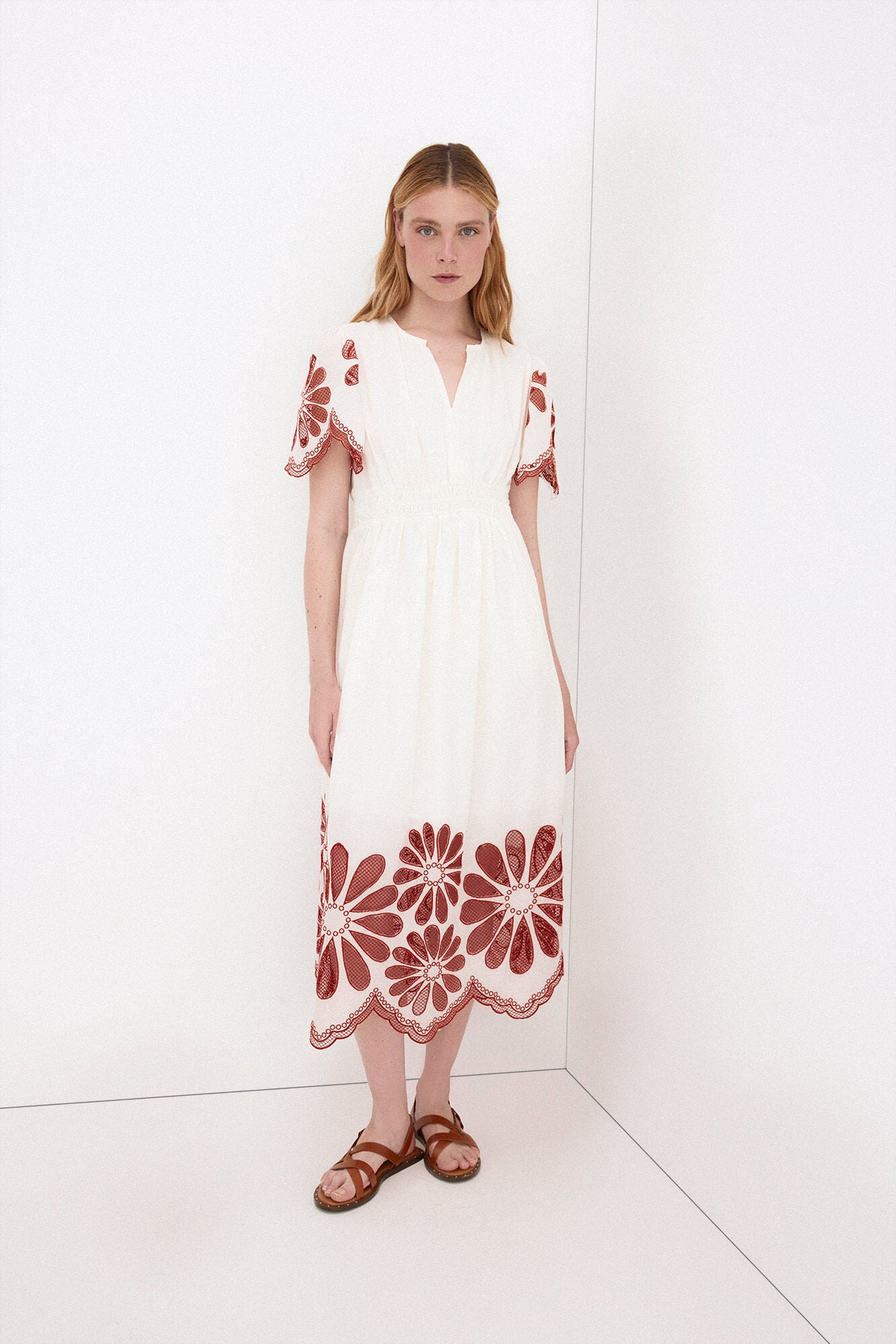 Pedro del Hierro Vestido rom&acirc;ntico de renda Ecru