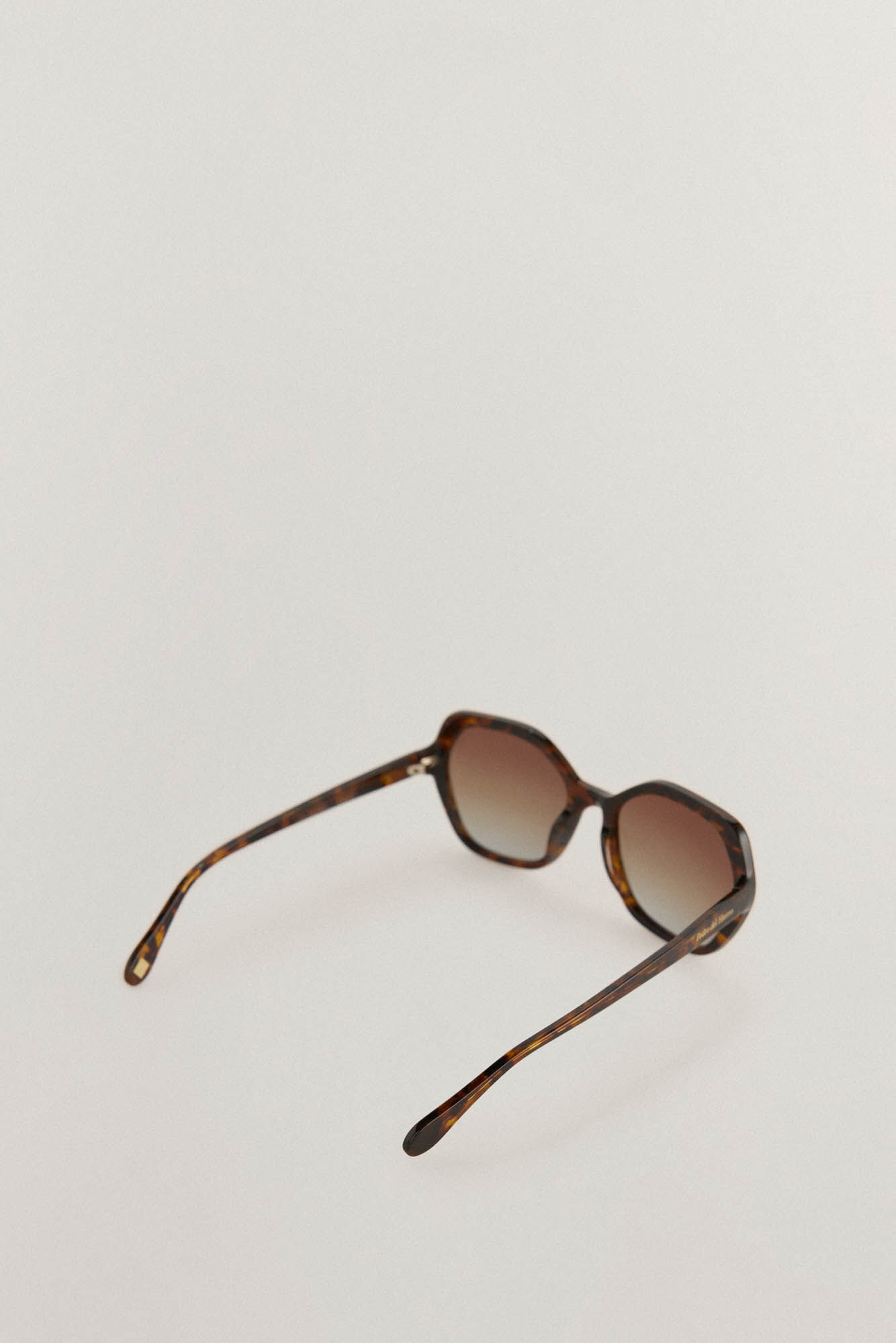 Pedro del Hierro Gafas de Sol Hexagonales Marr&oacute;n