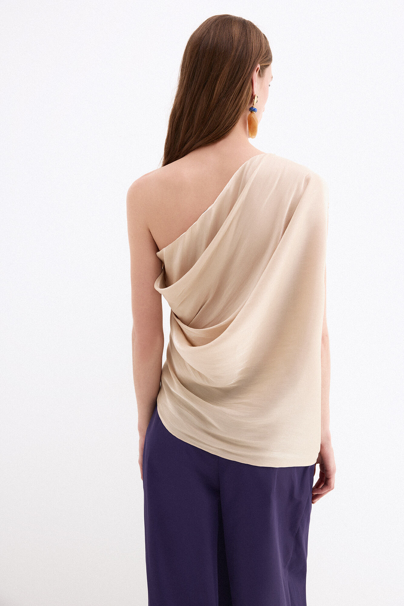 Pedro del Hierro Asymmetric runway top White
