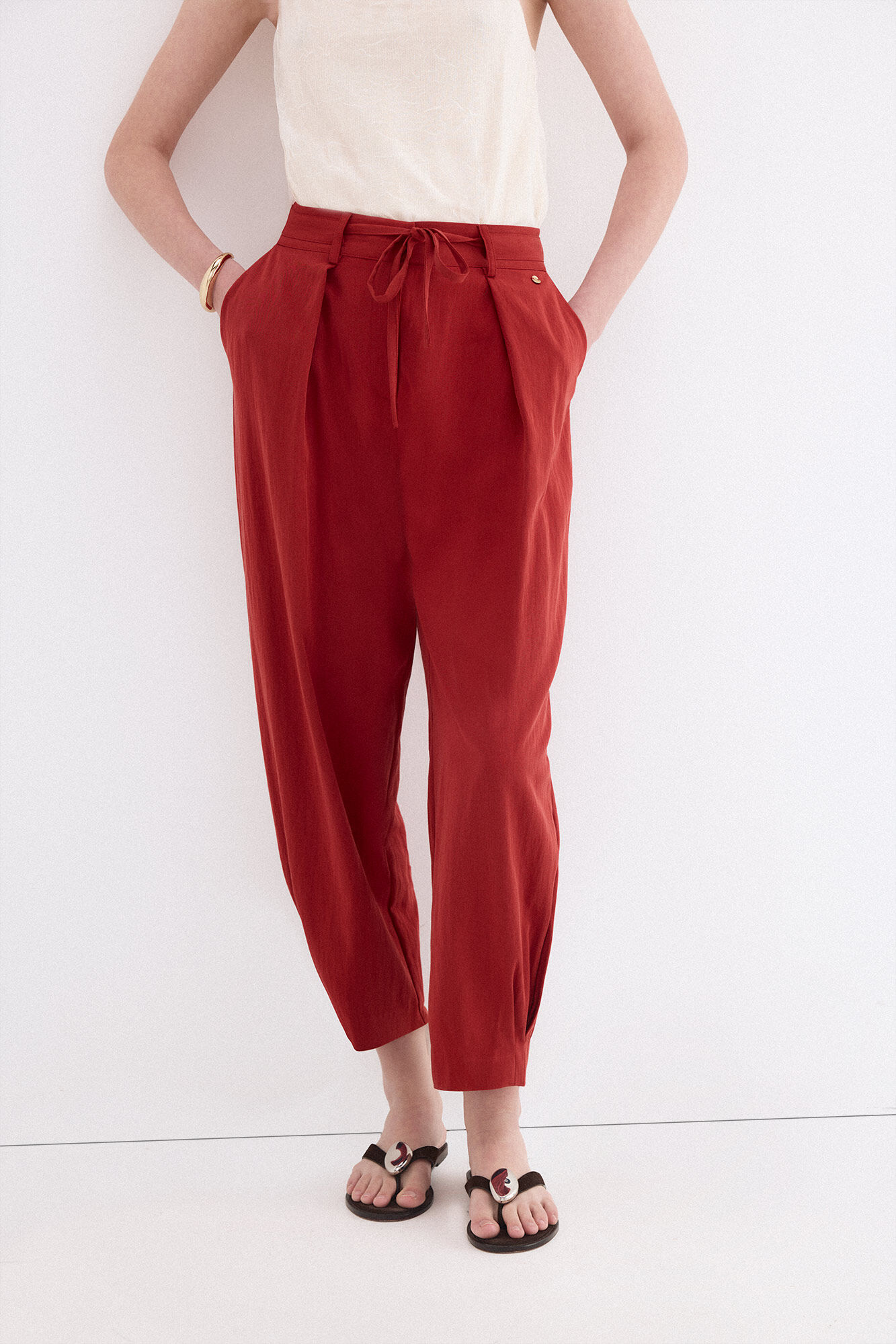 Pedro del Hierro Pleated trousers Ecru