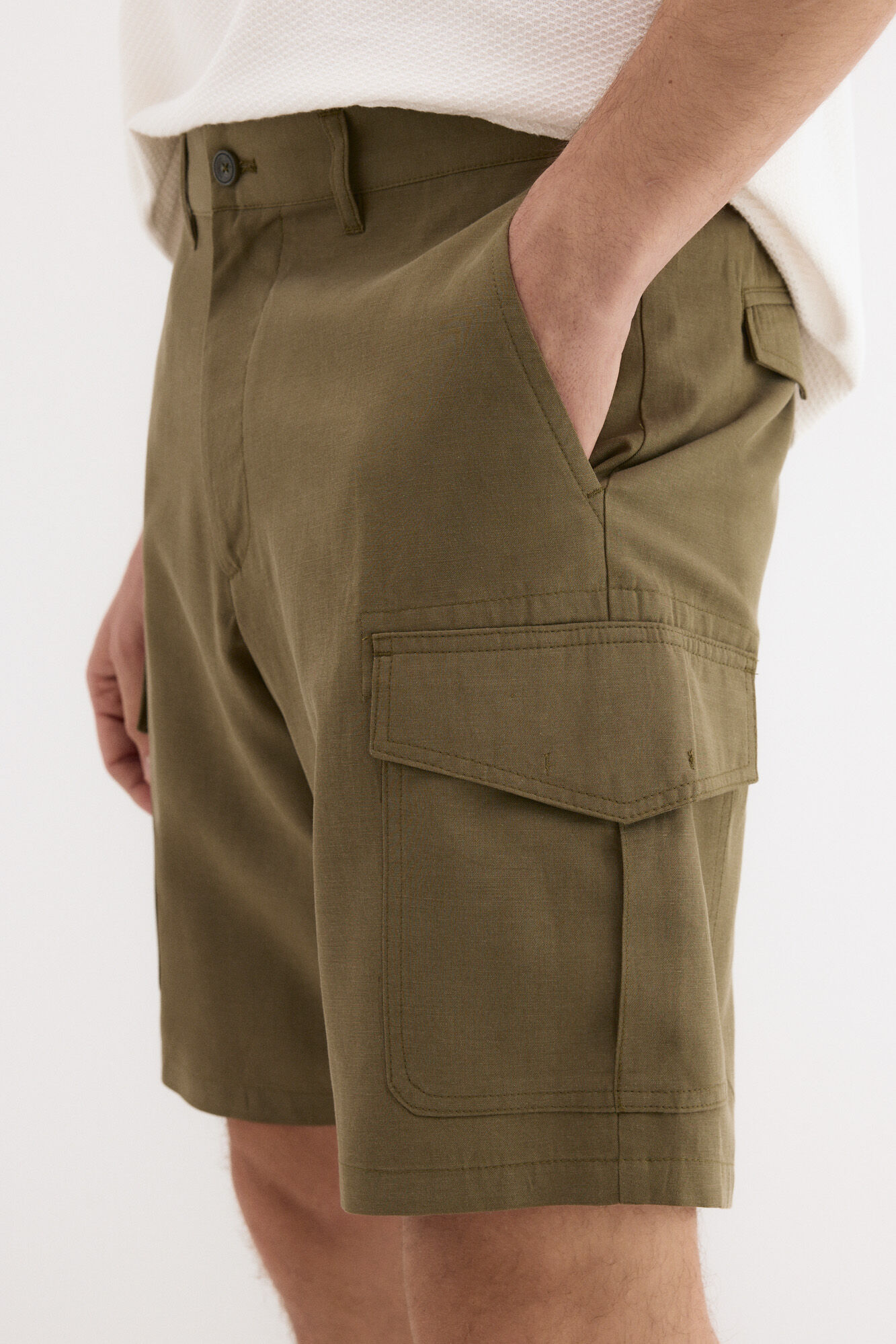 Pedro del Hierro Regular cargo Bermuda shorts Green