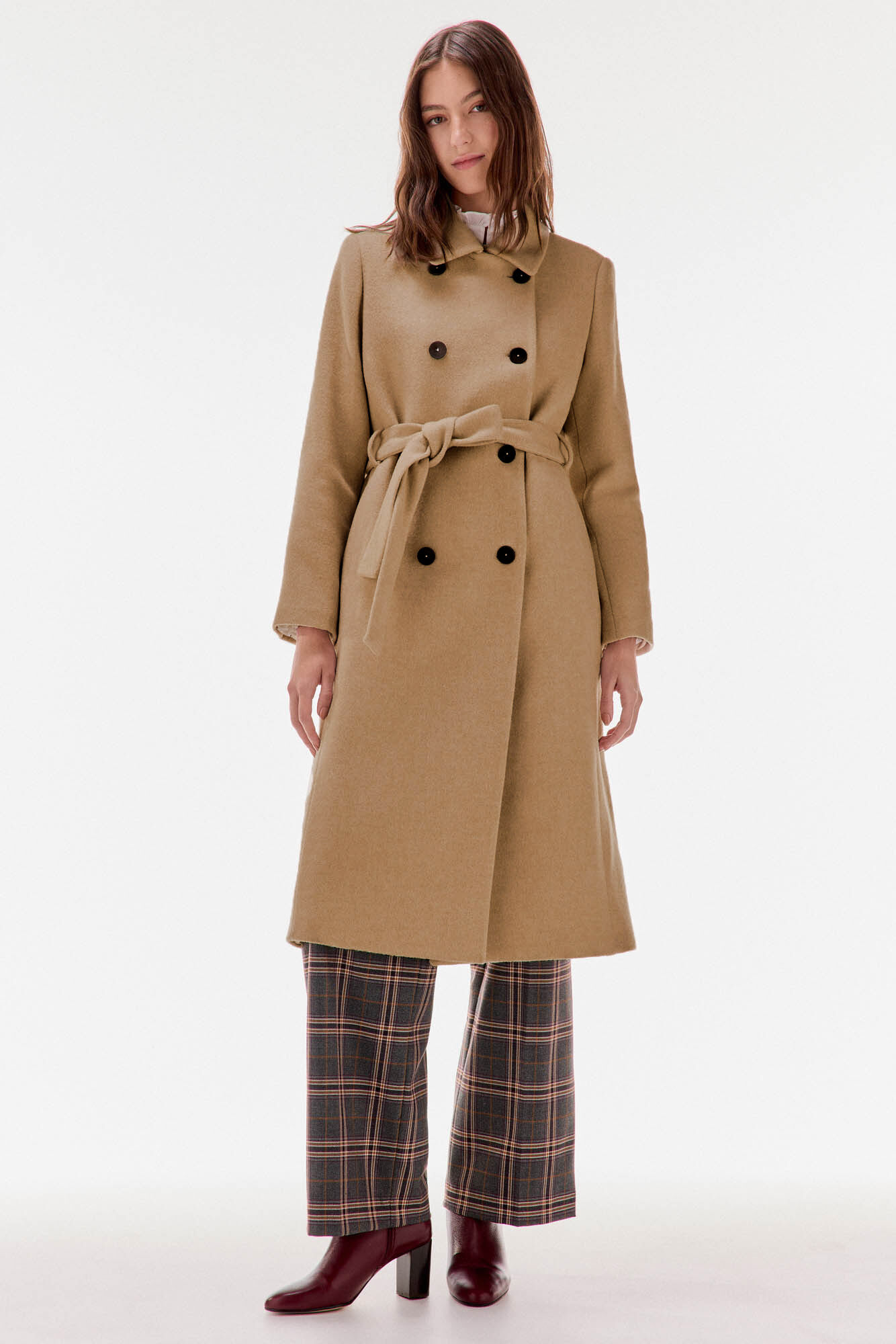 TFP by Tamara Falc&oacute; double-breasted coat with scarf