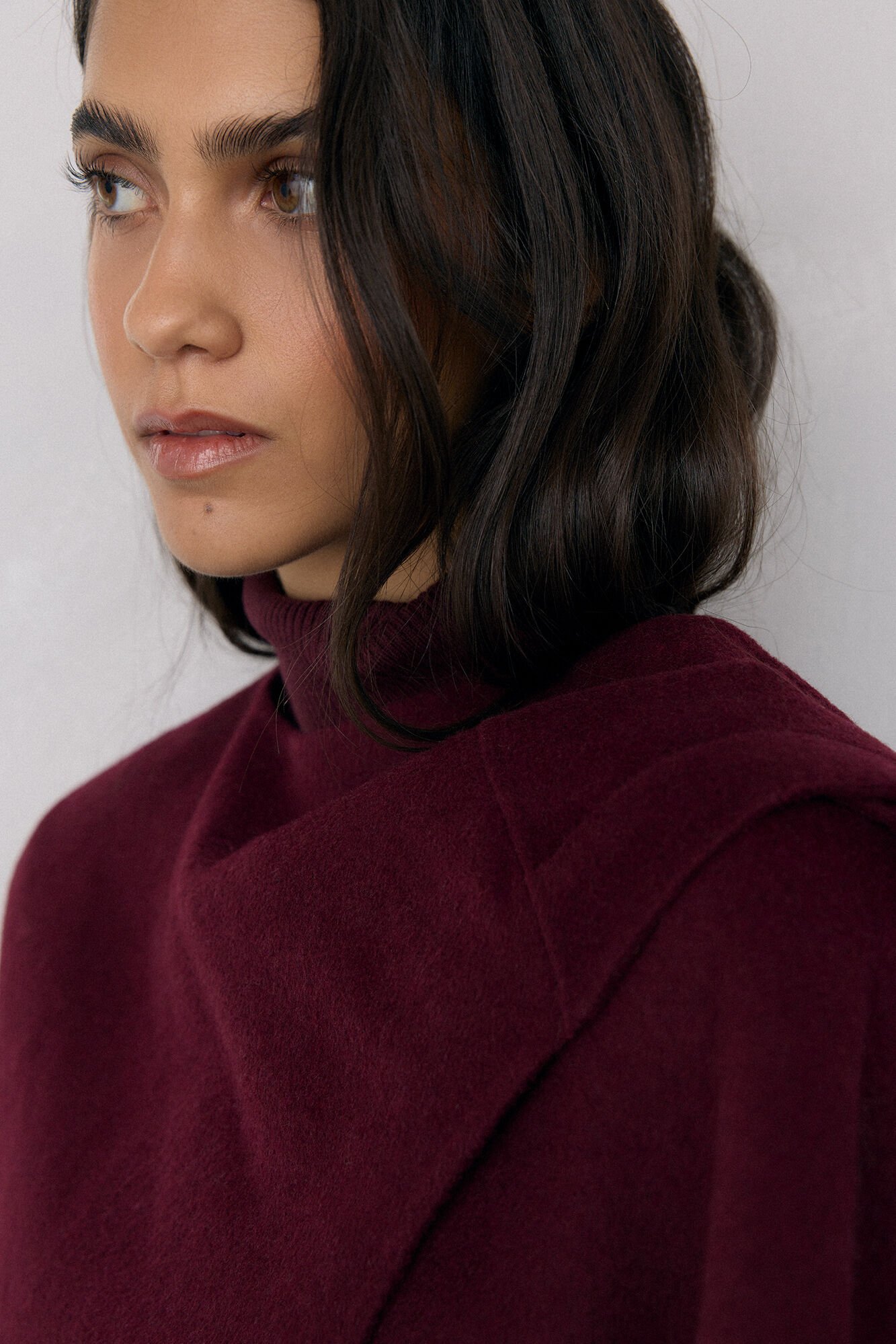 Pedro del Hierro Capa de l&atilde; perfurada dupla face Bordeaux