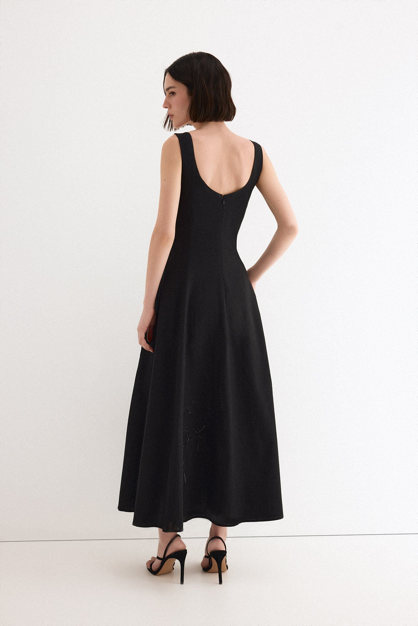 TFP by Tamara Falc&oacute; Floral embroidered dress