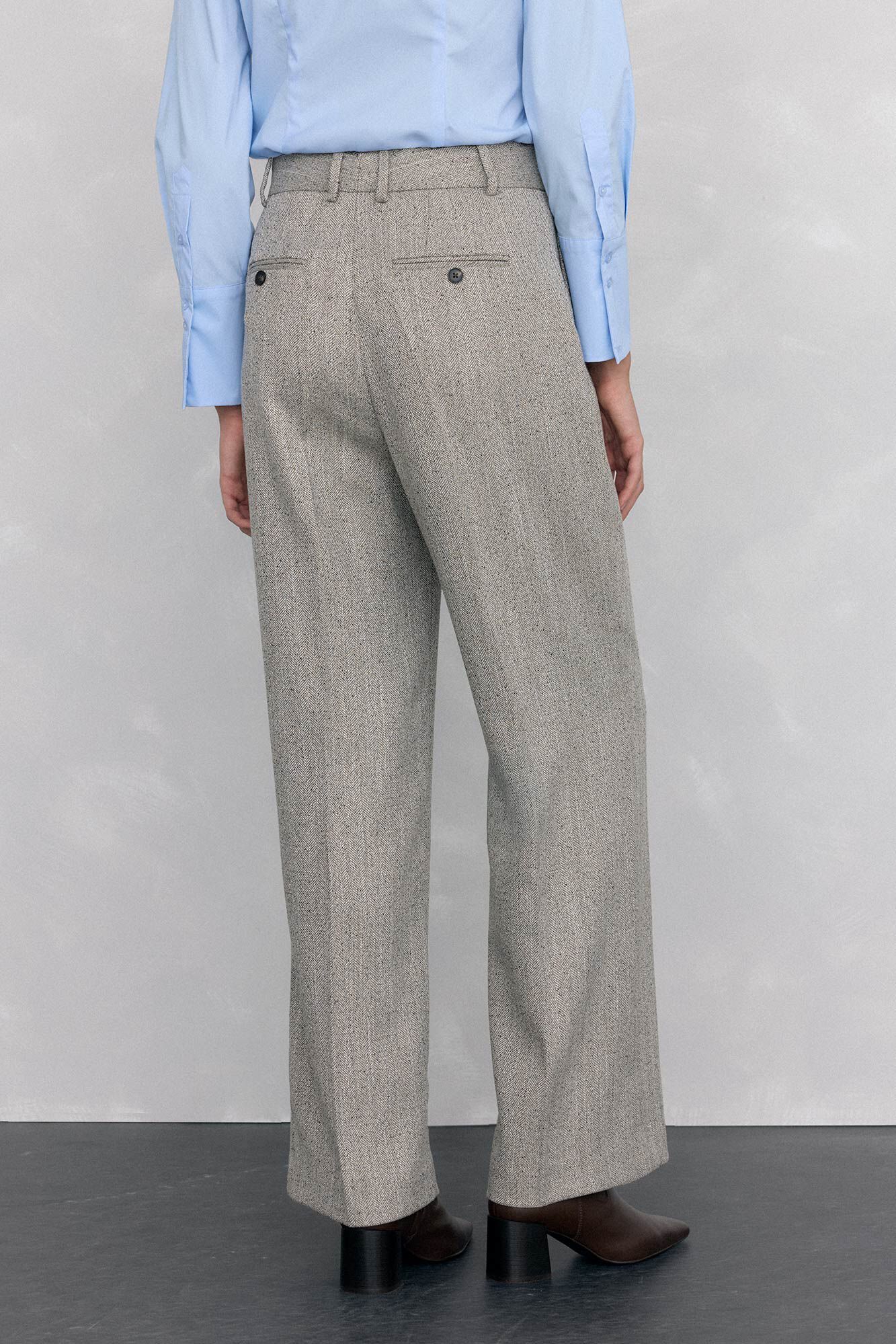 Pedro del Hierro Cal&ccedil;as retas com textura espiga Cizento