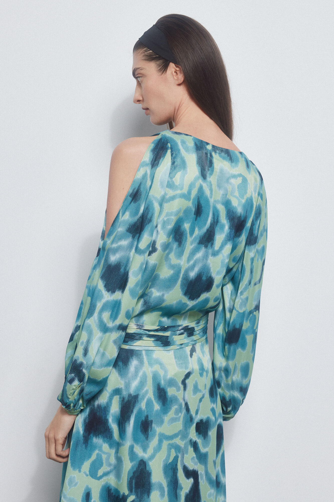 Pedro del Hierro Fluid blouse with slit at the sleeves Green