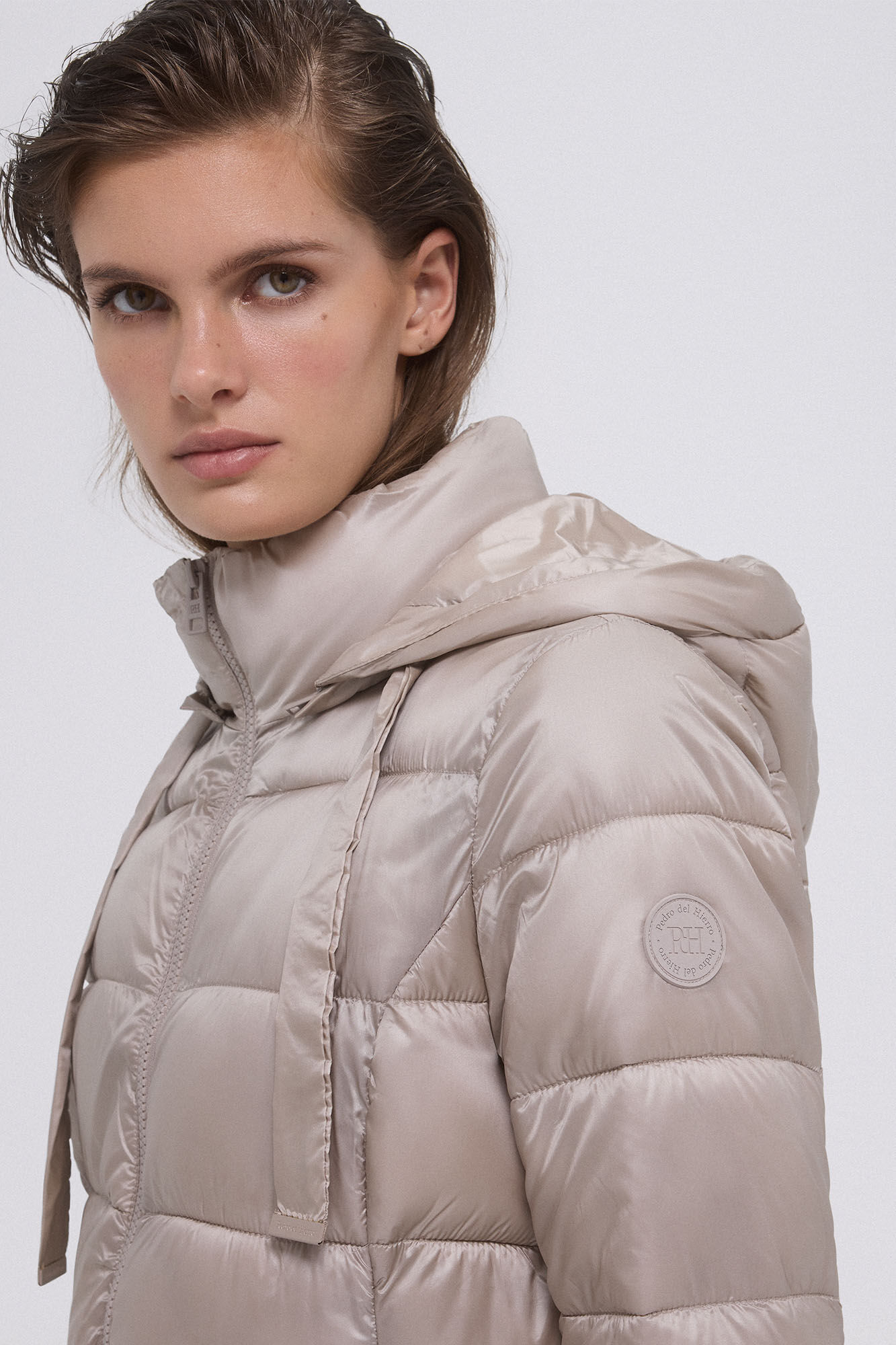 Pedro del Hierro Parka acolchada capucha Beige
